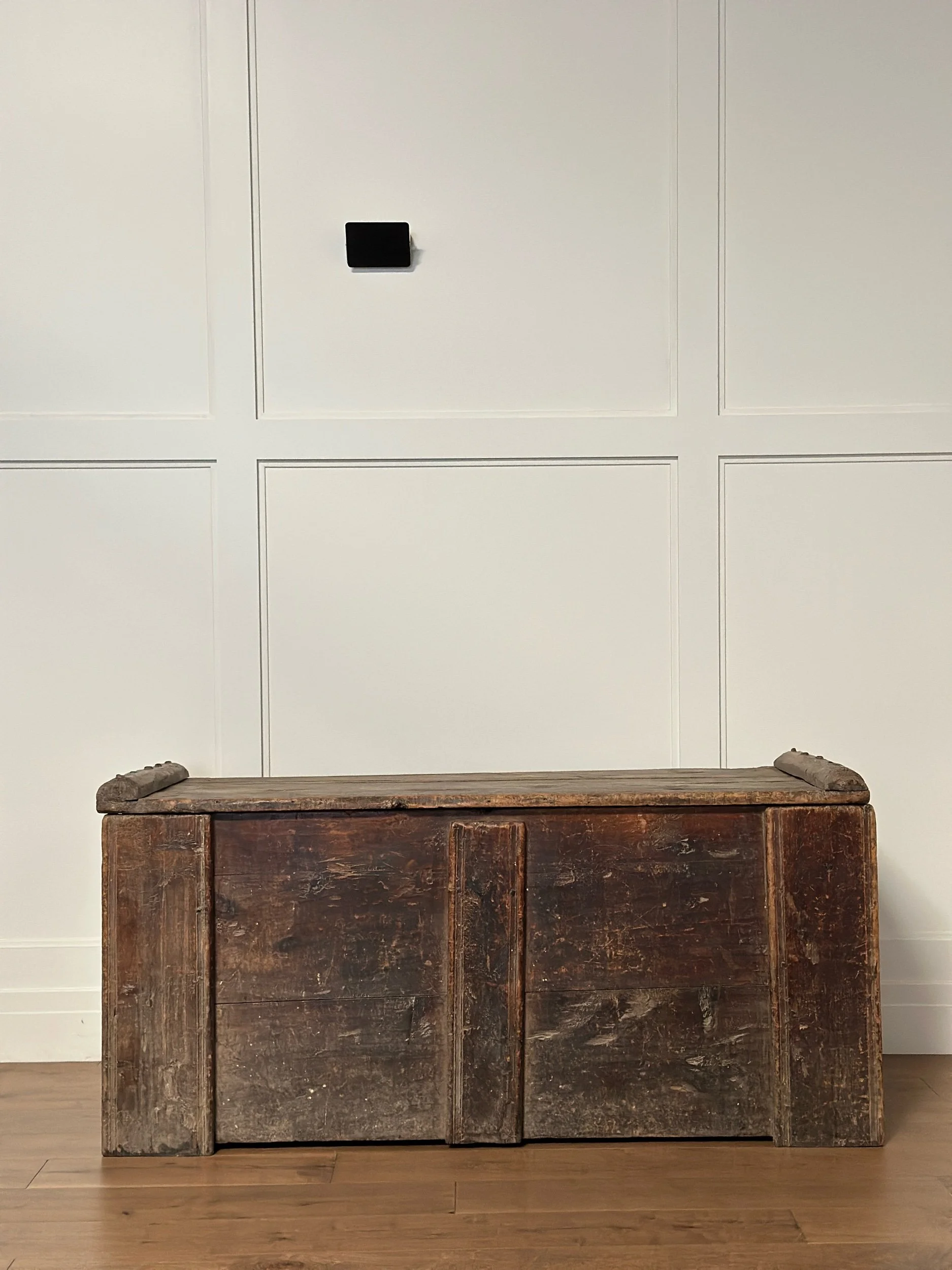 Large Chest in Larch Wood