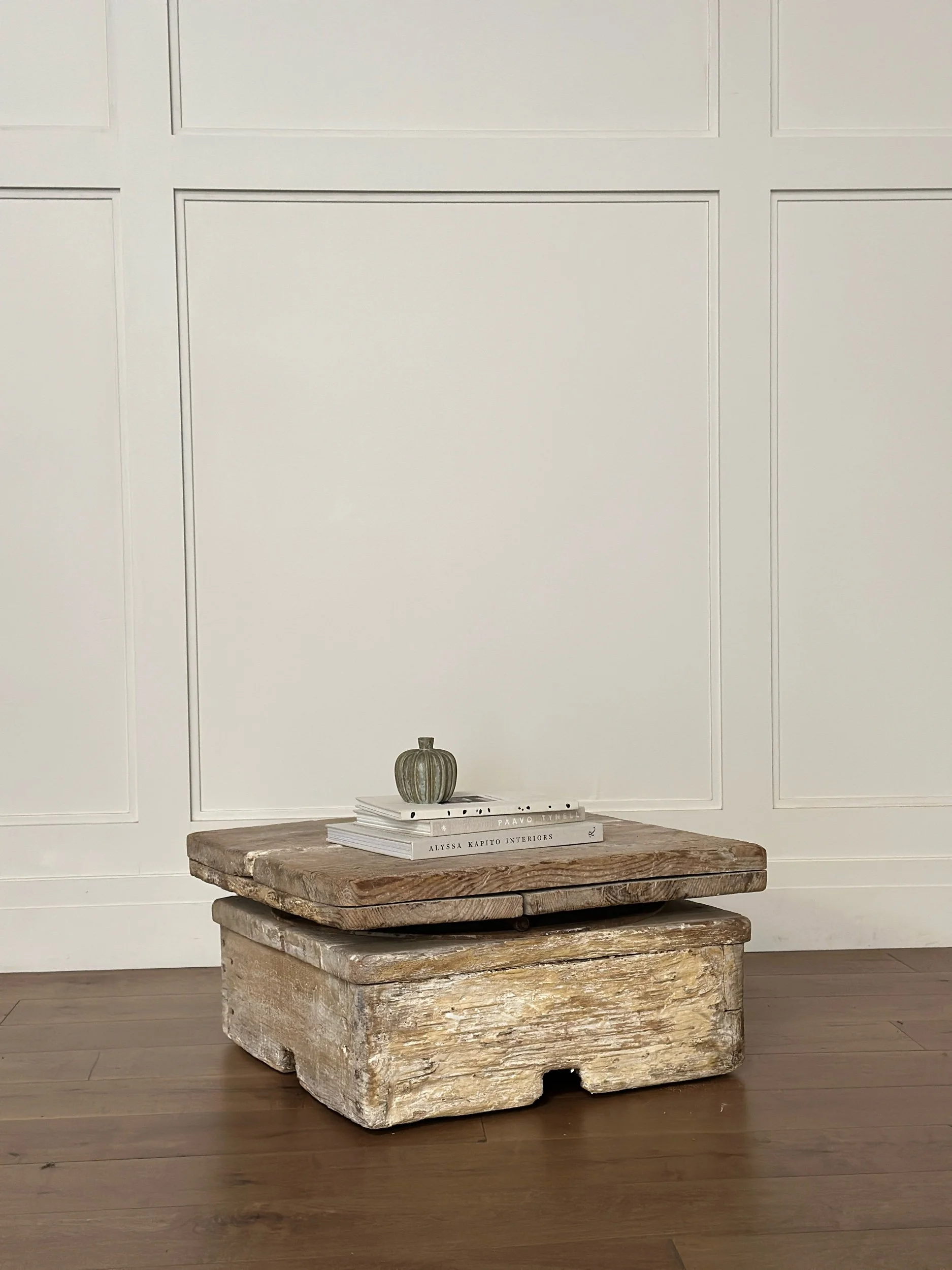 Unique Low Sculptor Stand in Three Pieces