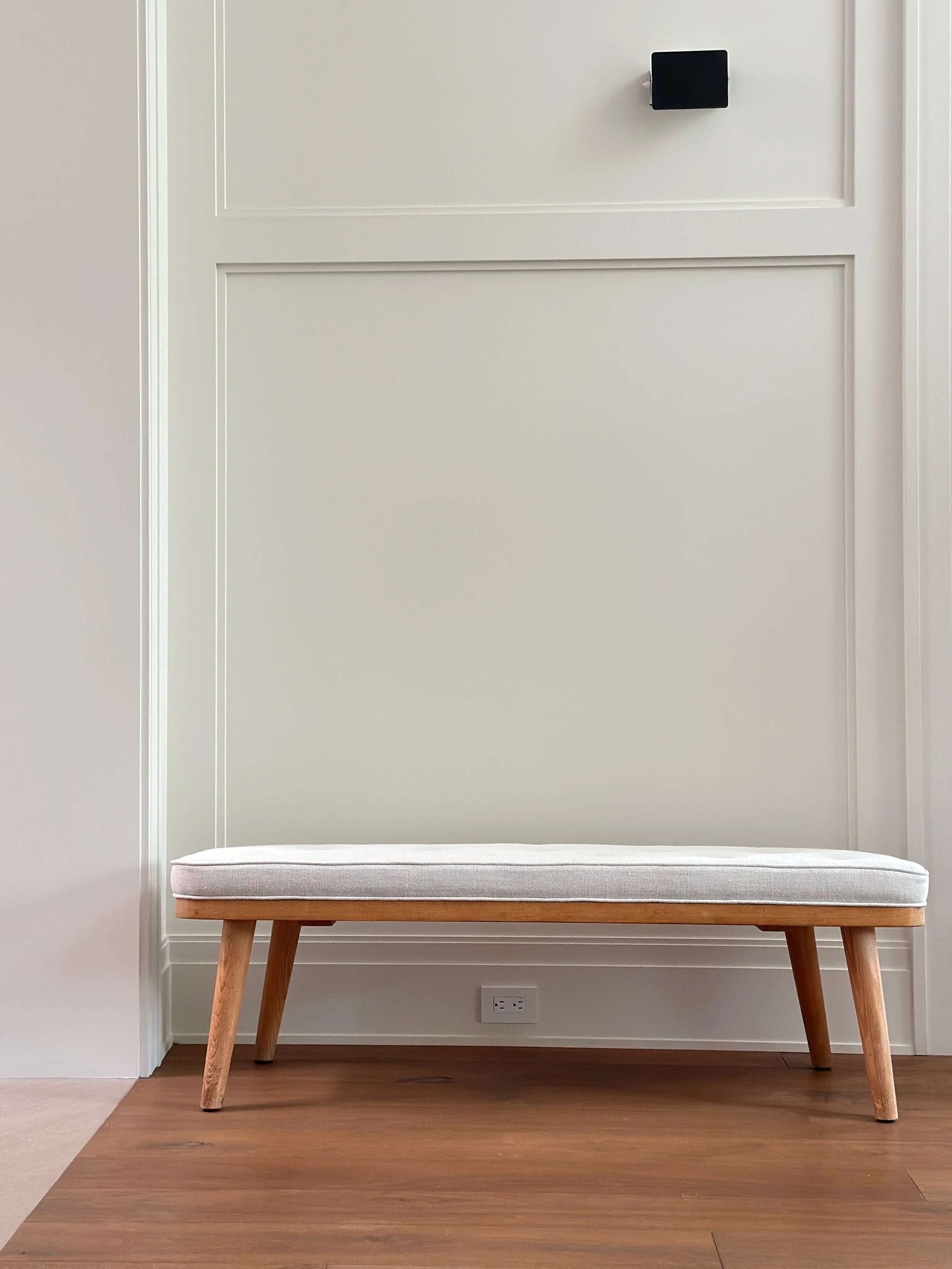 Vintage Pine Krogenæs Møbler Bench Upholstered in Belgian Linen, Norway c 1960