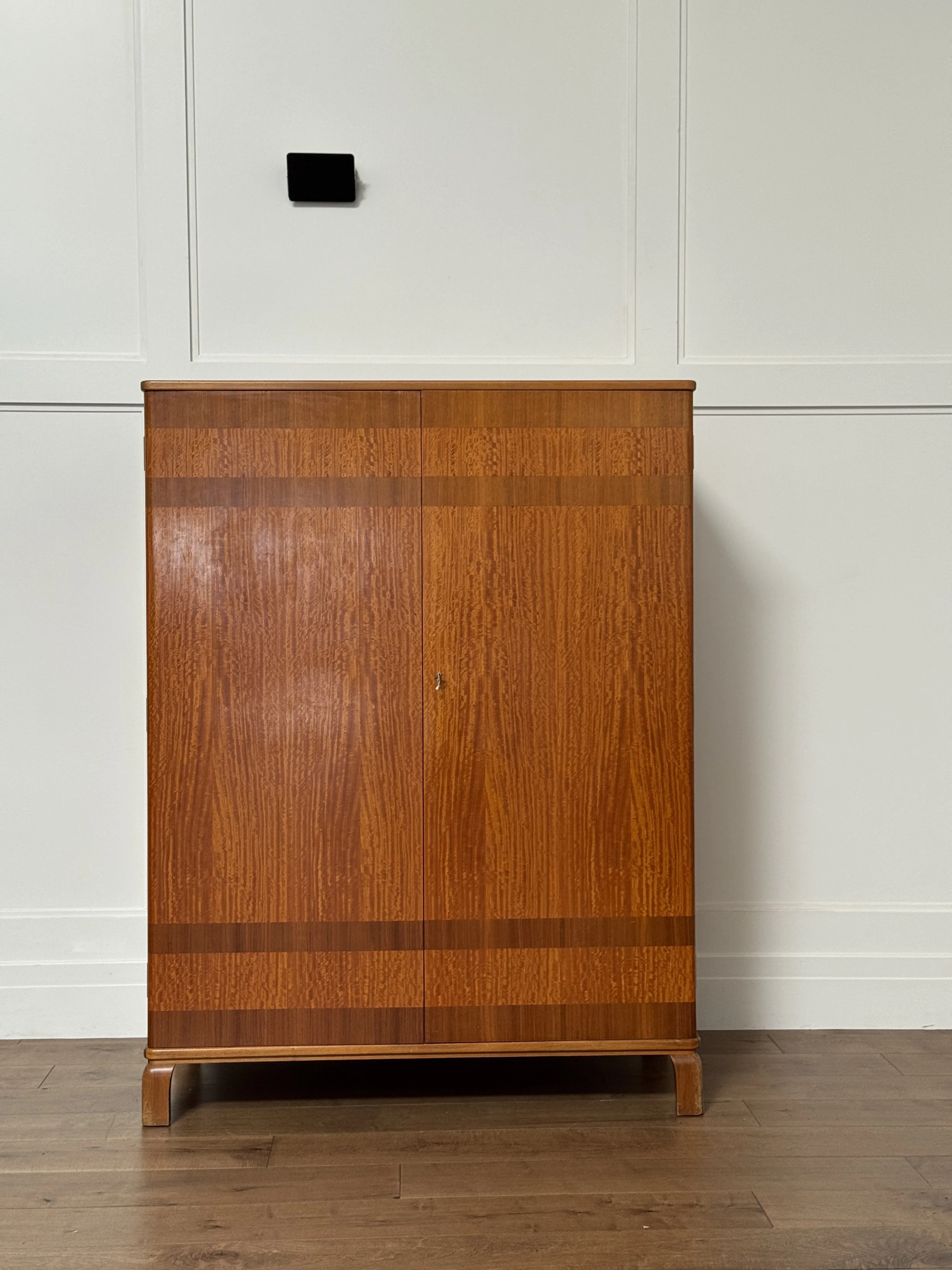 Cabinet by Axel Einar Hjorth in Walnut, 1930s