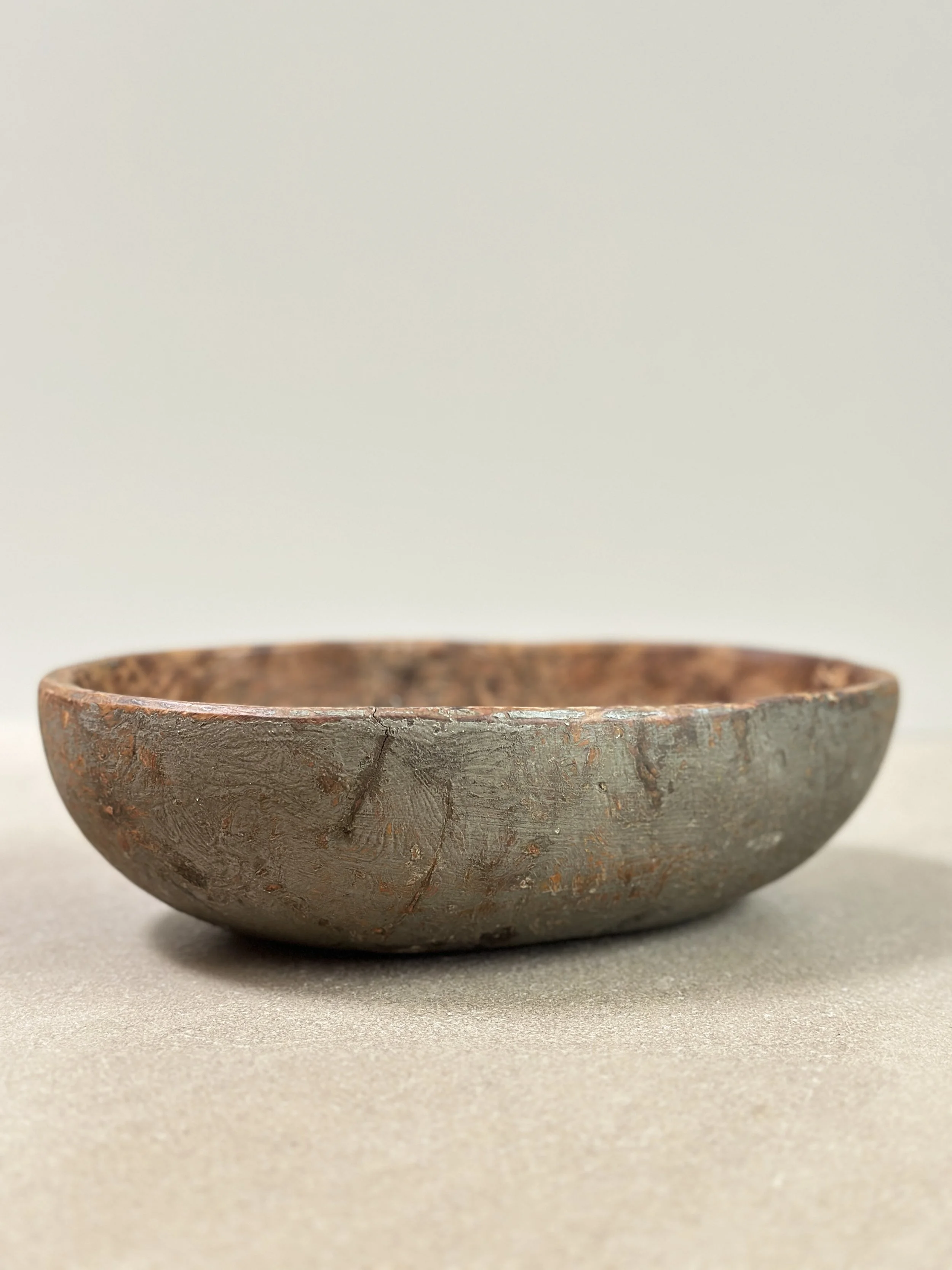 Oval Swedish Root Bowl with Original Paint, 19th Century