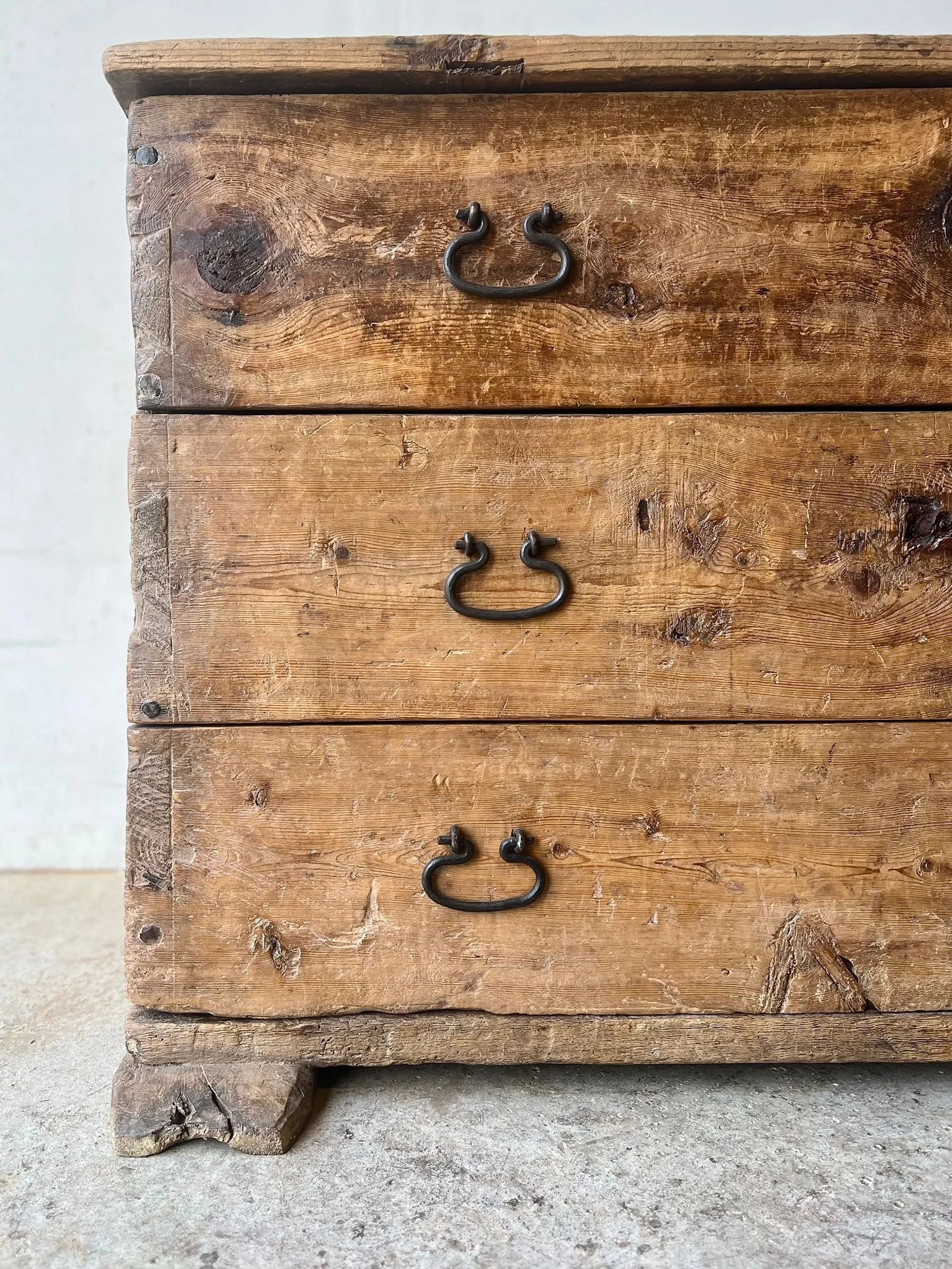 17th Century Mountain Chest/Dresser in Larch COMING SOON