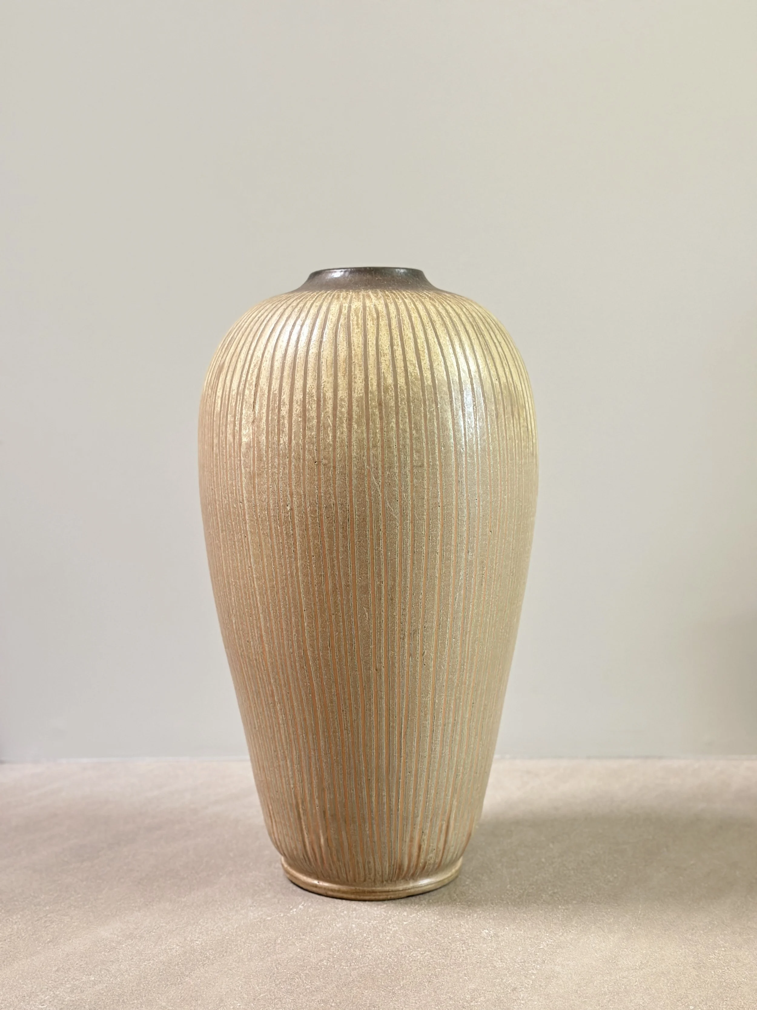 Very Tall Vase from Wallakra Sweden