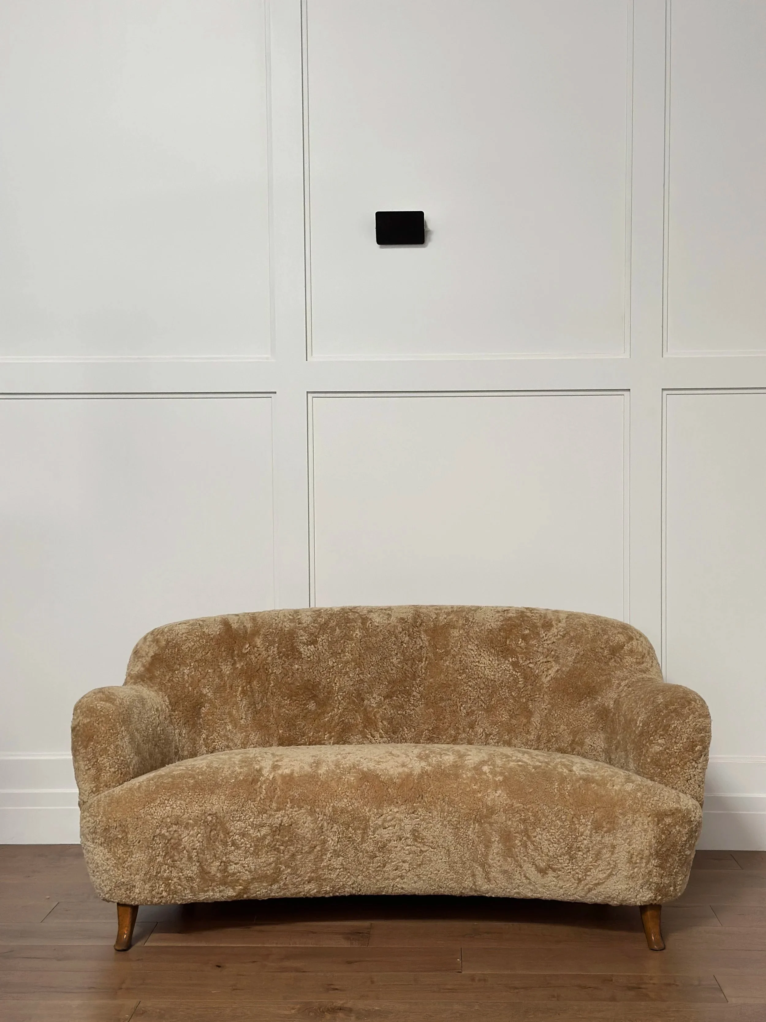 Sofa5.jpg