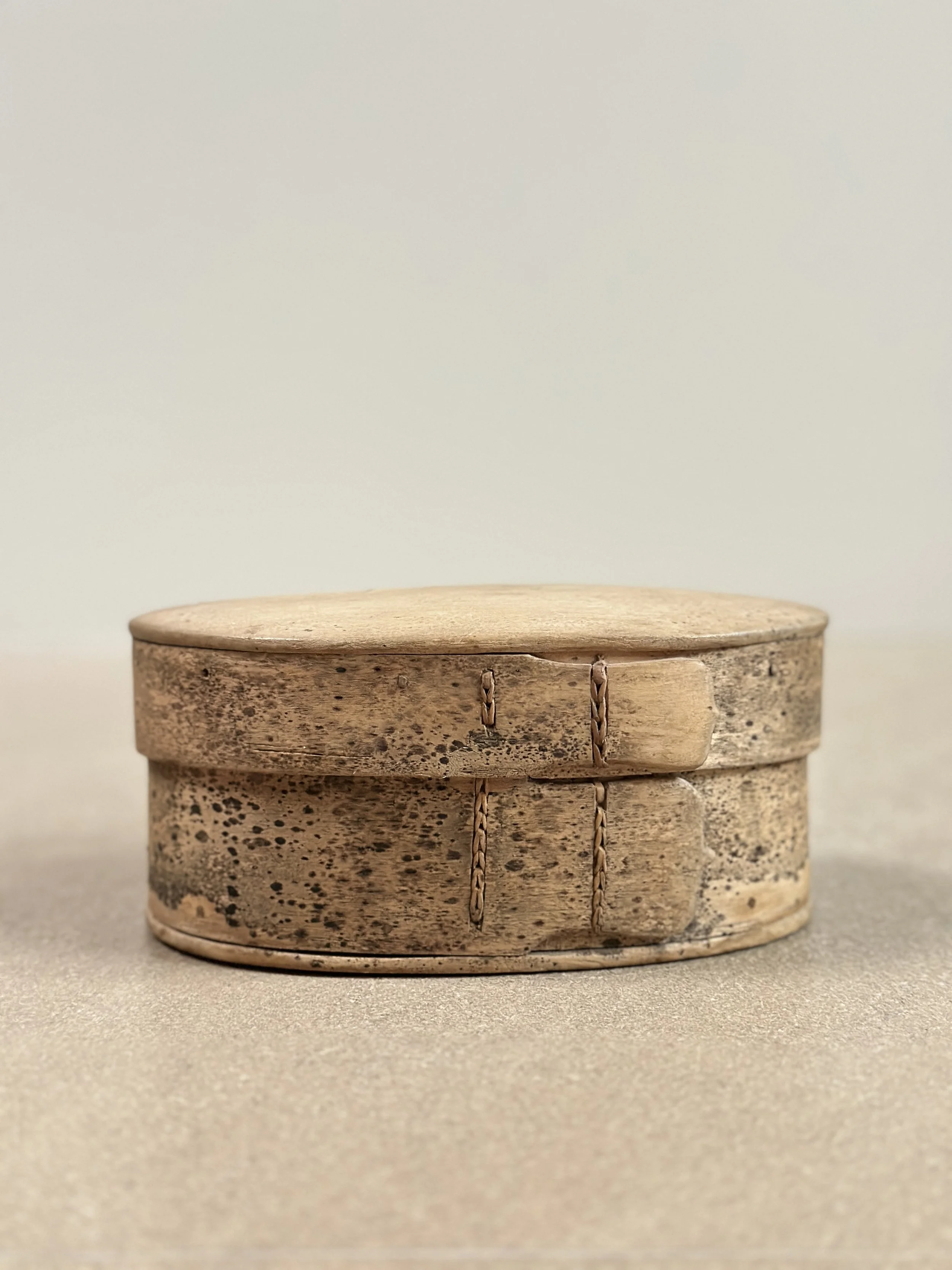 Swedish Wooden Folk Art Box c 1800