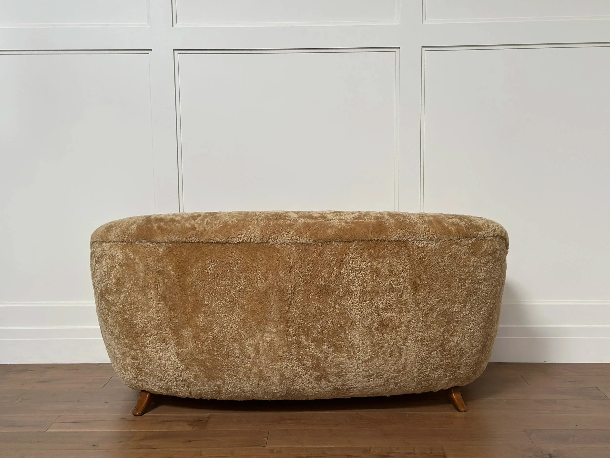 Sofa 6.jpg