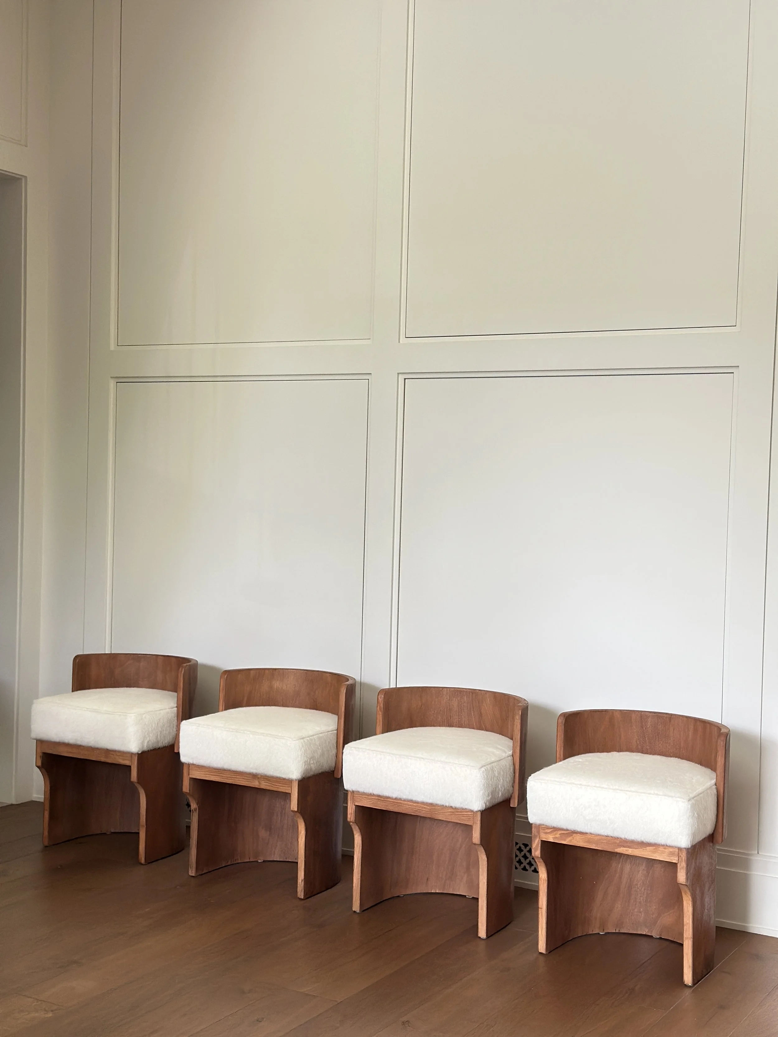 Four Art Deco Chairs, France, 1940s (Newly Reupholstered in Alpaca)