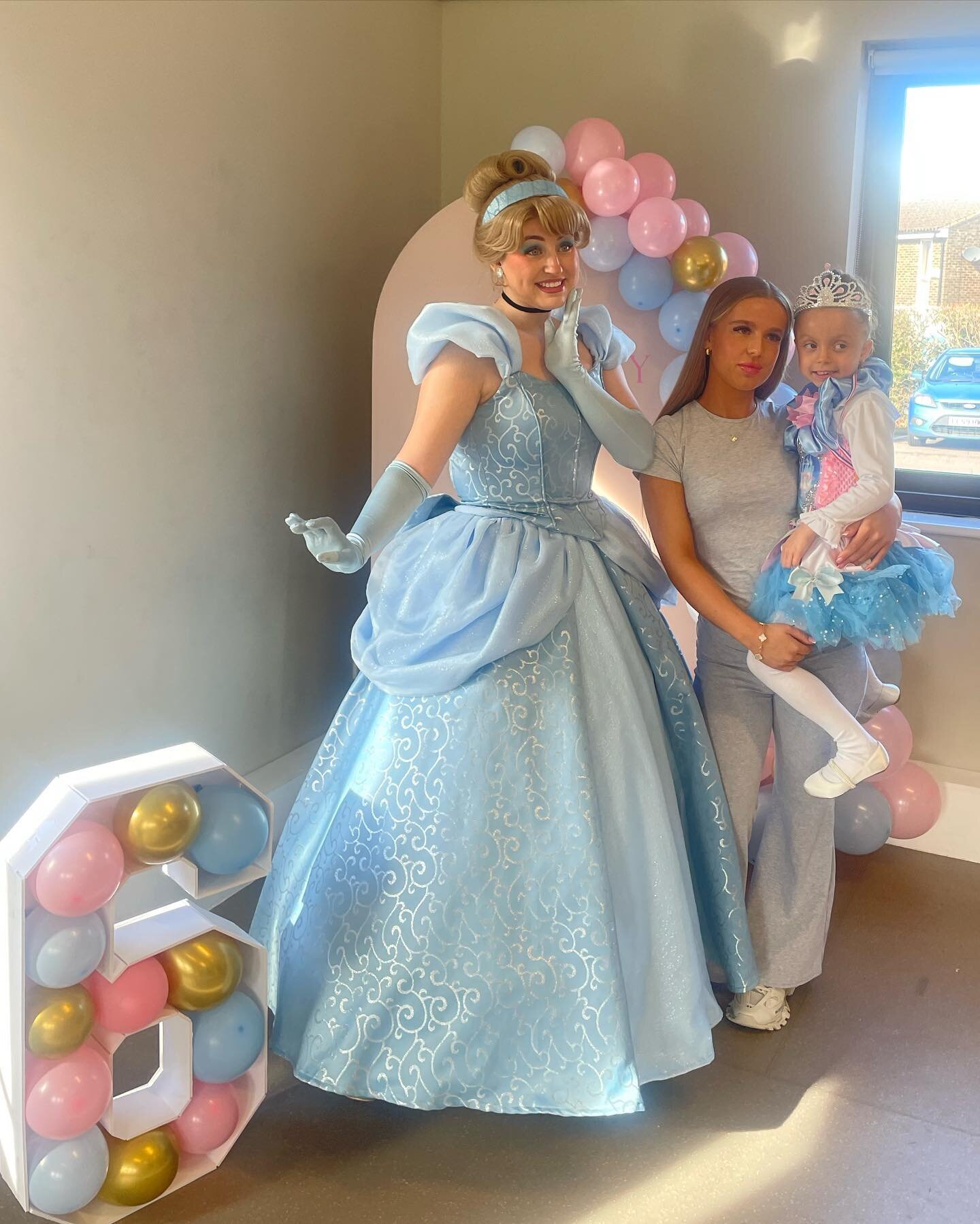 We love the colour aesthetic of the Cinderella movie, and we believe this party d&eacute;cor and birthday girl captured it perfectly!💗💛💙 invite Cinderella or any of her princess friends to your next party✨

#WhereTheMagicBegins
💻www.magicalprince