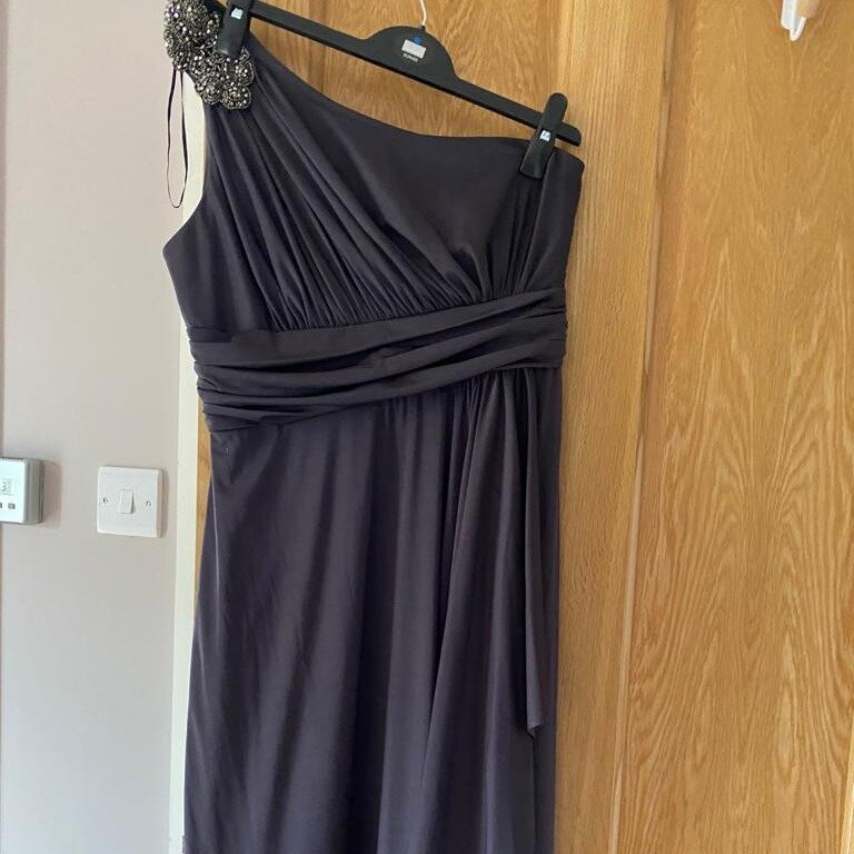On Sunday the 21st of May @ 10 AM to 4PM the 'I Am Alex' team will be holding a Pre-loved Dress &amp; Bag sale in Rathnew AFC .  Here are just a few of over 200 Dresses donated for the sale so far and even more to come. 
Big thank you to Rathnew AFC 
