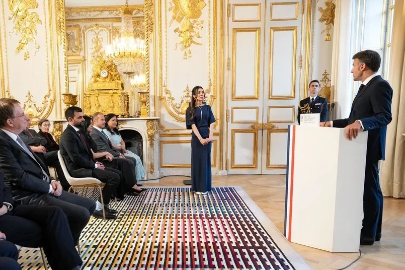 Nadia Murad wurde mit dem französischen "Légion d'honneur" ausgzeichnet