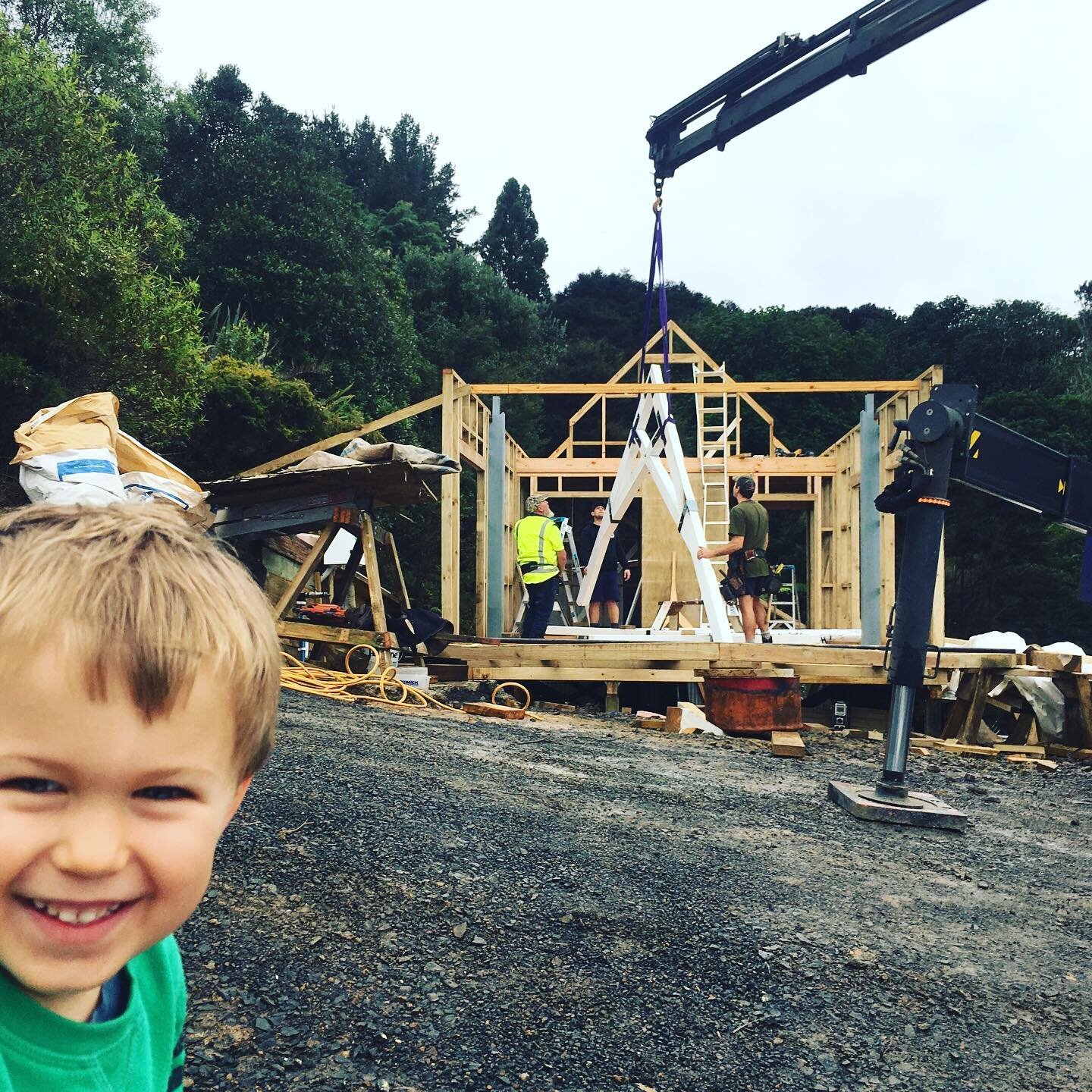 High excitement watching the scissor trusses being installed on our cottage a few weeks back!
⠀⠀
This little gem will be home to us while we plan/design/build the main house in amongst our other projects.
⠀⠀
Compact cottage living here we come! 😳😂?