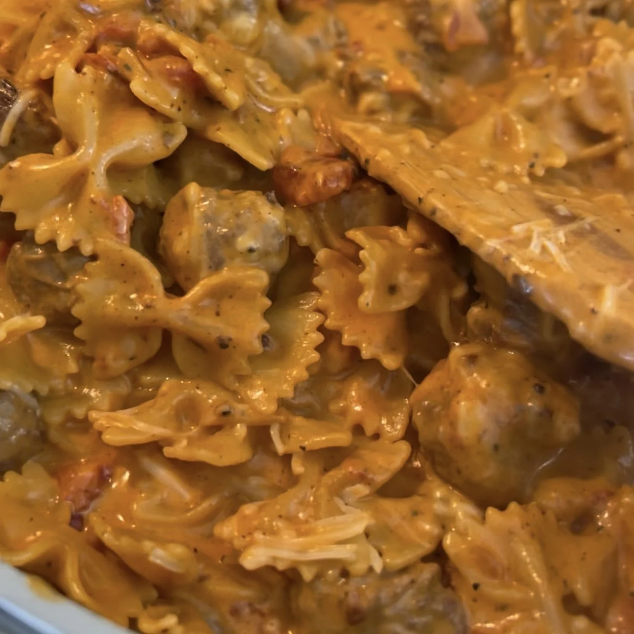 Creamy Tomato One-Pan Bowtie Pasta: A Family Favorite