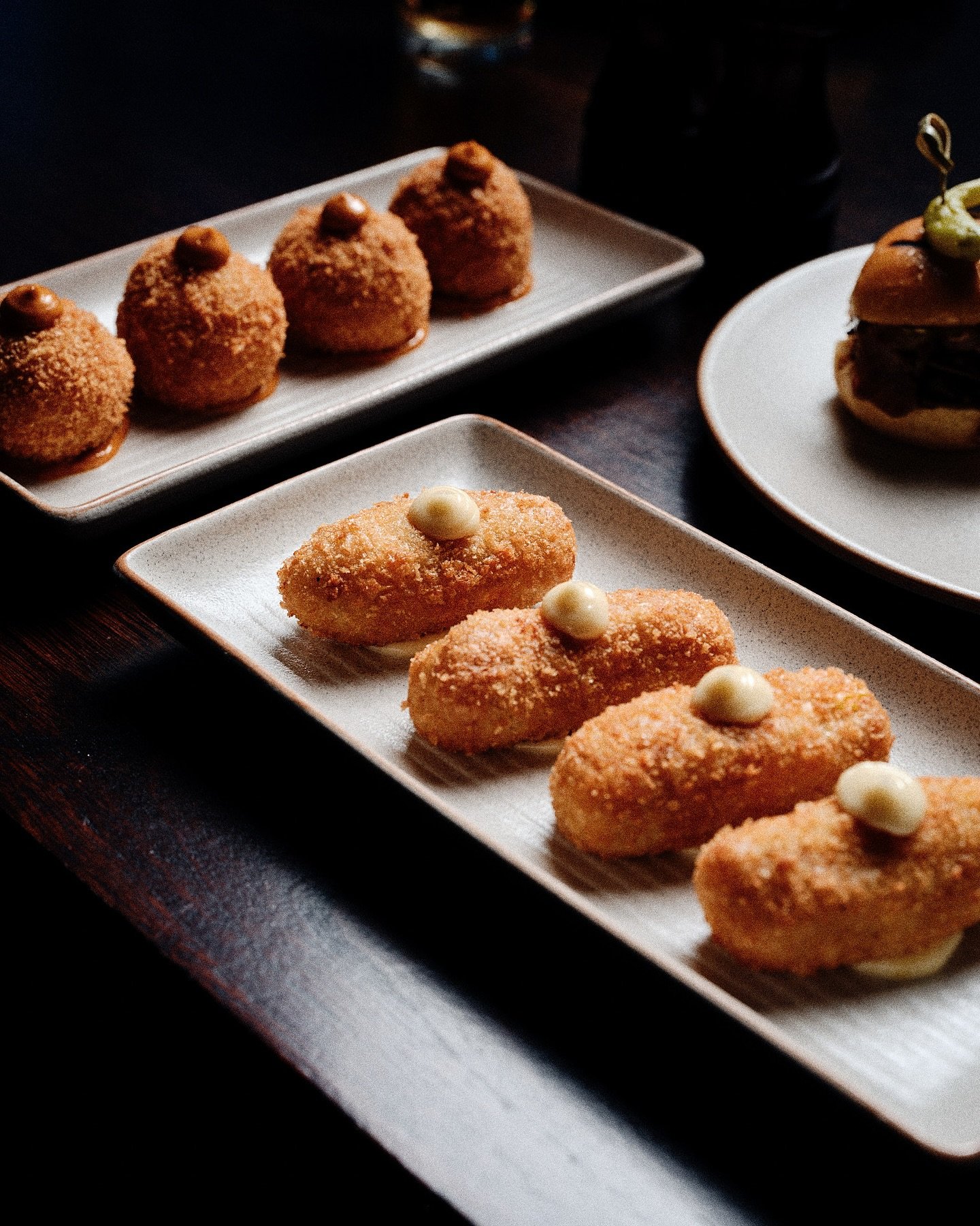 Tasty little locally sourced numbers you&rsquo;ll find in the bistro at the Border Inn Hotel: 

Arancini filled with chorizo, pumpkin and cheese w/chipotle aioli

Corn &amp; manchego croquettes, garlic aioli 

Chorizo Sliders: grilled chorizo, inside