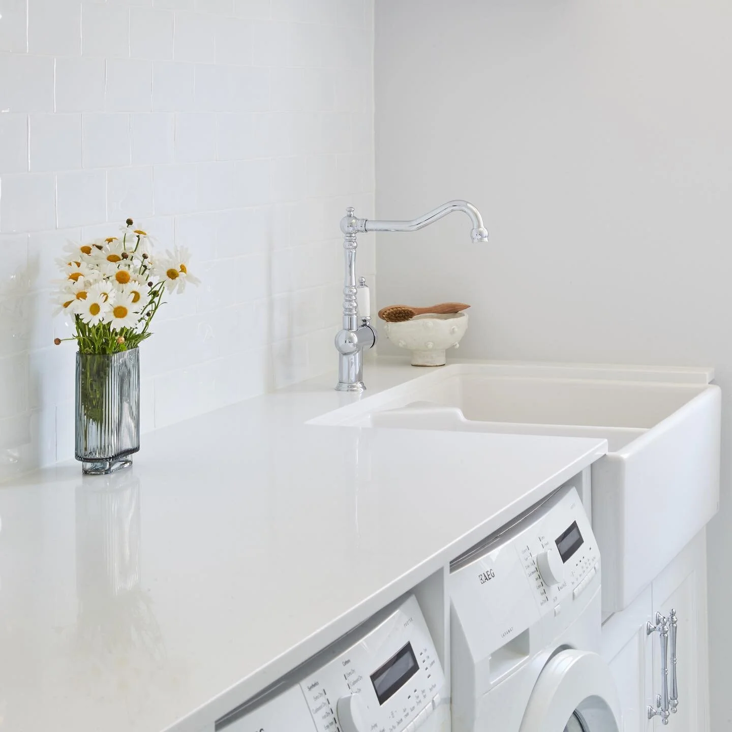 NORTH MANLY RESIDENCE // 
the laundry 🤍🤍🤍

project // North Manly Residence 

design scope // interior + exterior finishes selections, spatial planning, documentation package, joinery design + detailing, coordinate + management.

project team //
b