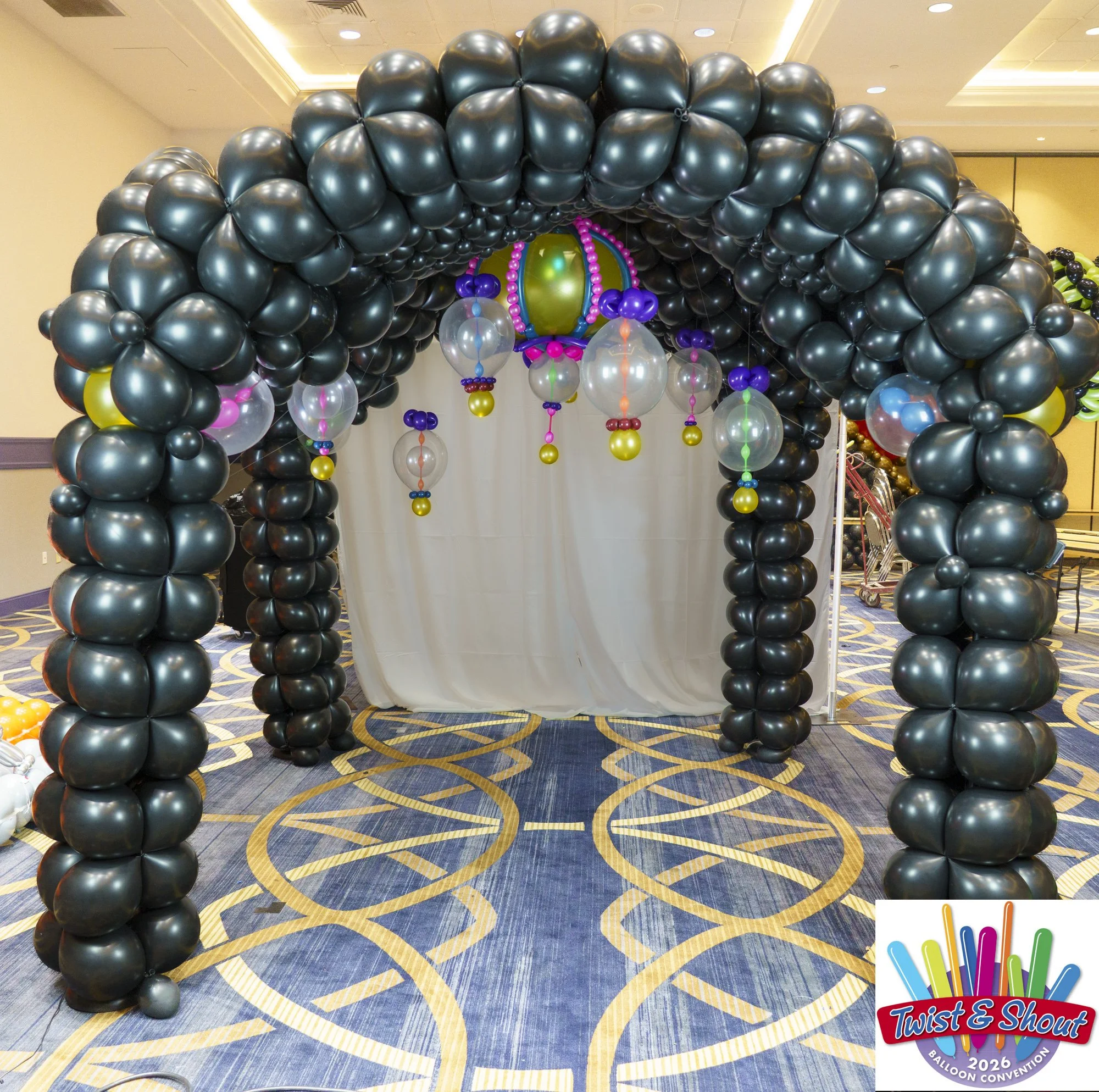 "Balloominarium" by Naomi Hummel