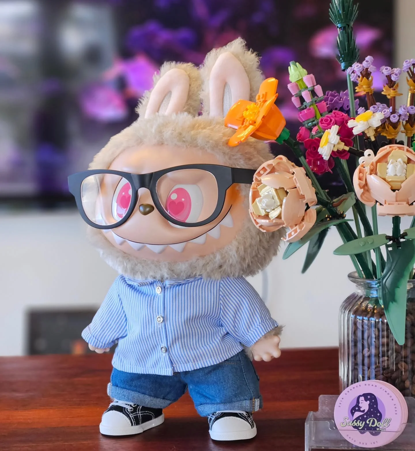 Cute salon mascot 😍 
.
.
.
#labubu #labubuflipwithme #lookbutdonttouch #adelaide
