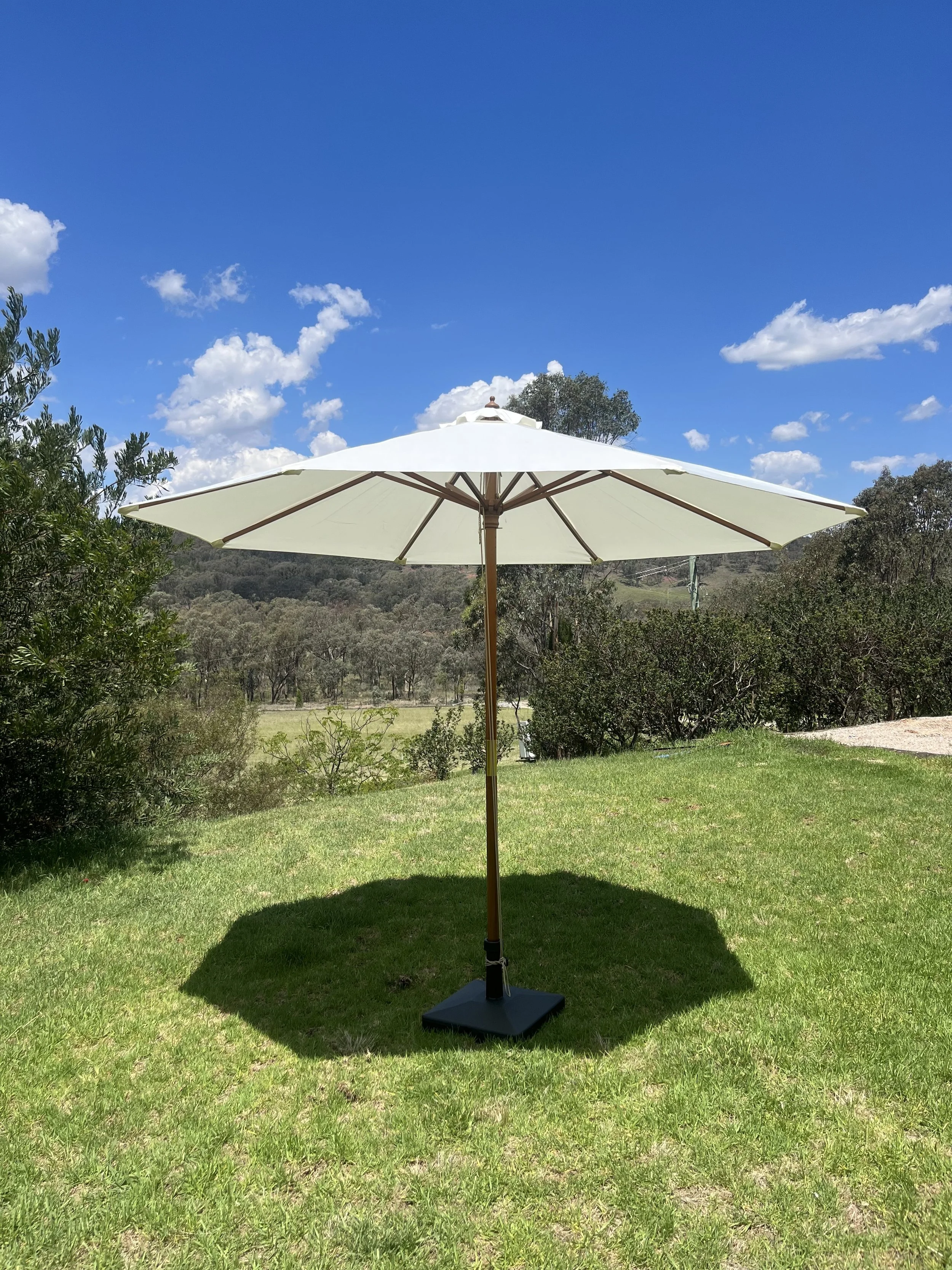 Umbrella with stand.jpeg