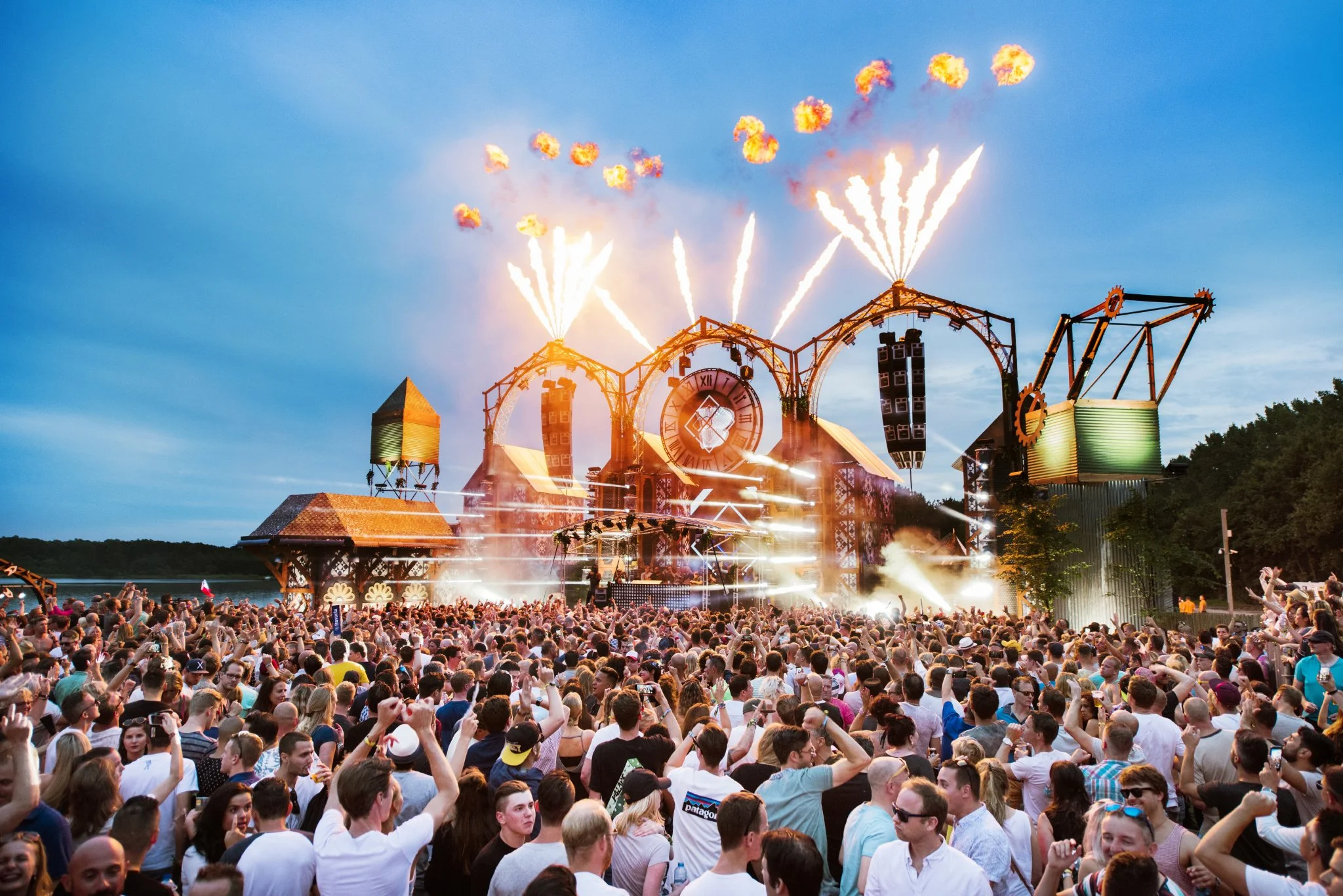 Extrema Outdoor / 2016