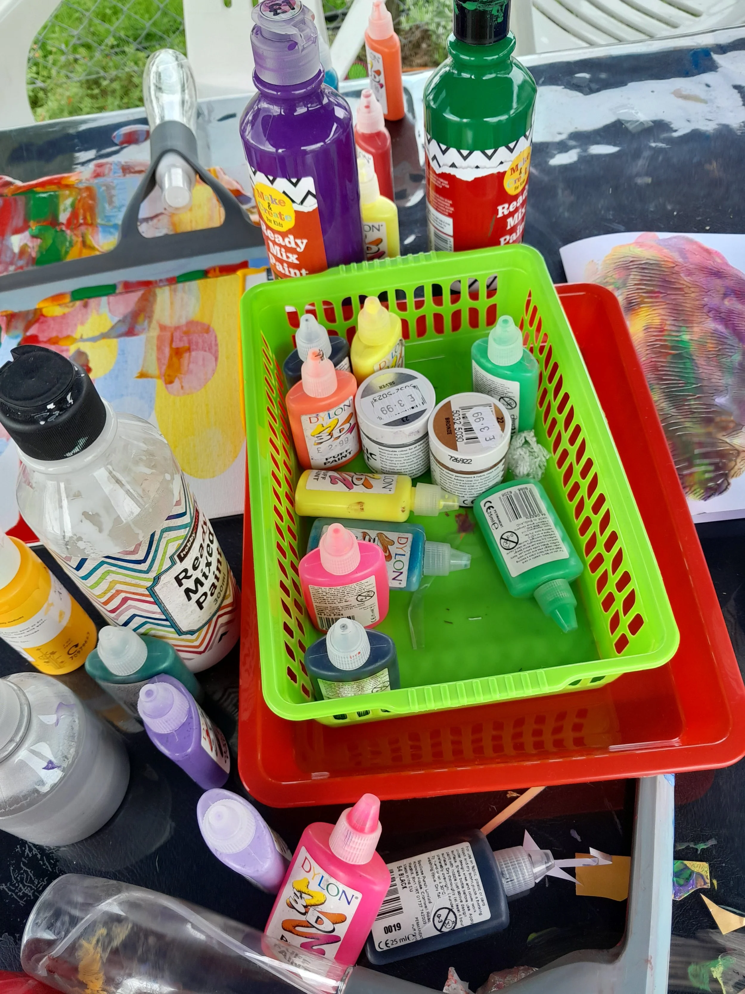 Fun With Paints Sunday Child