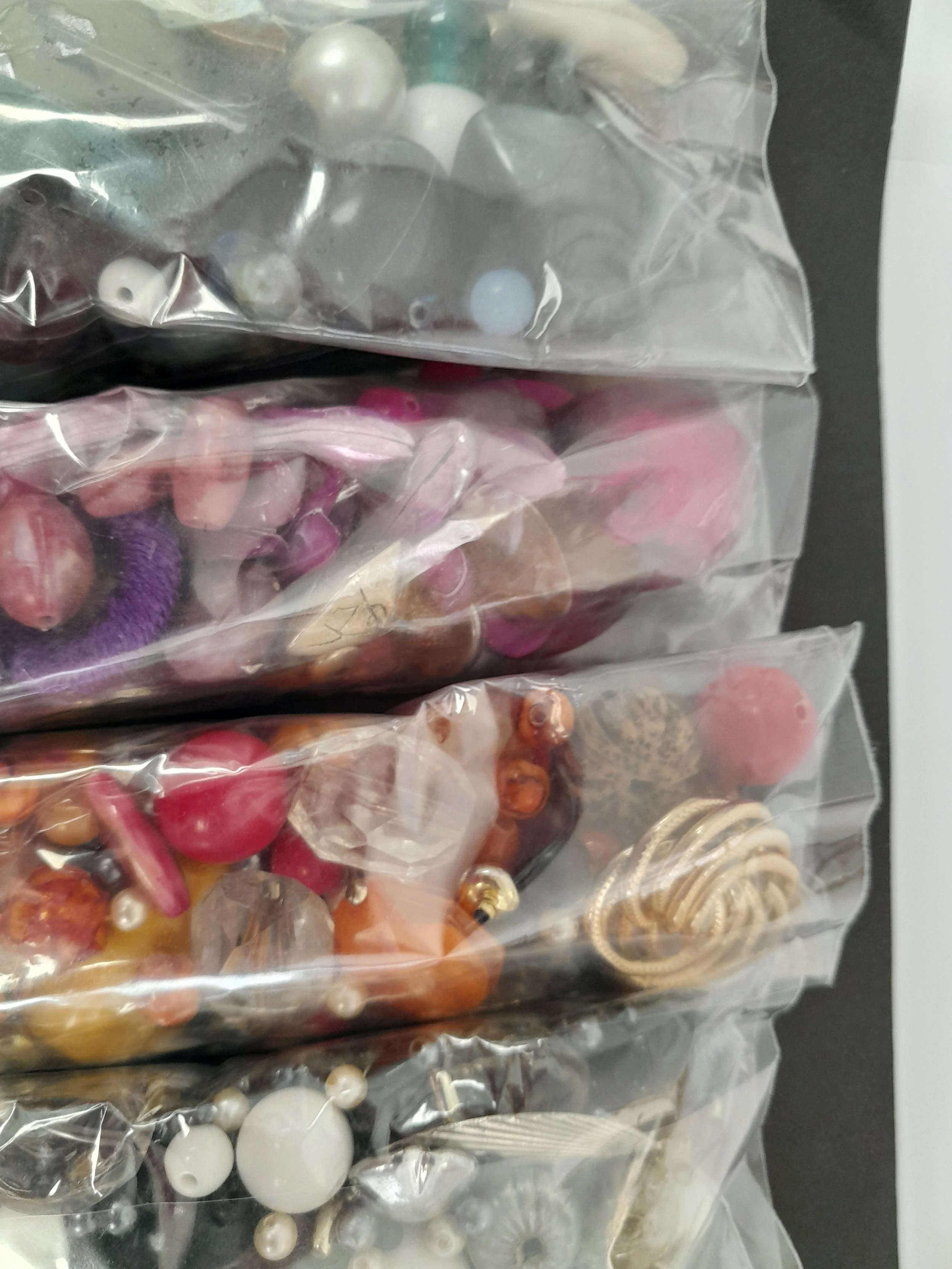 Beads a Four Pack from the Carousel Collection (Recycled Beads)