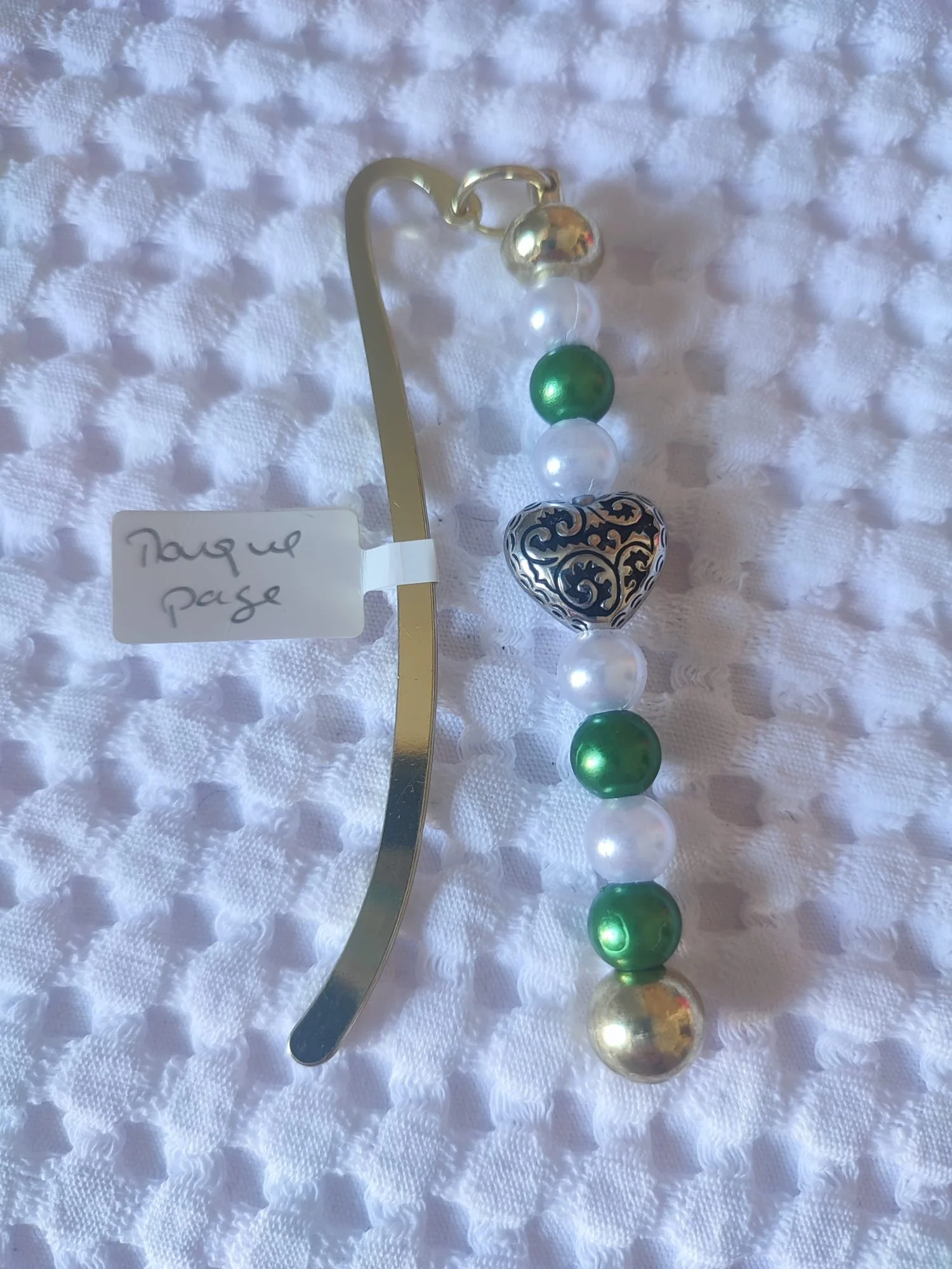 coeur perle verte foncé et blanche.jpeg