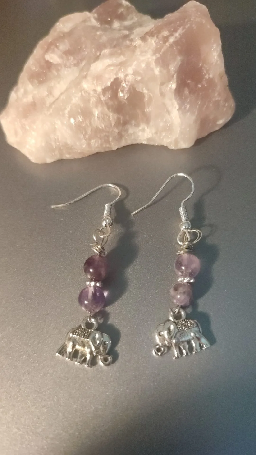 Boucle d'oreille Améthyste et éléphant