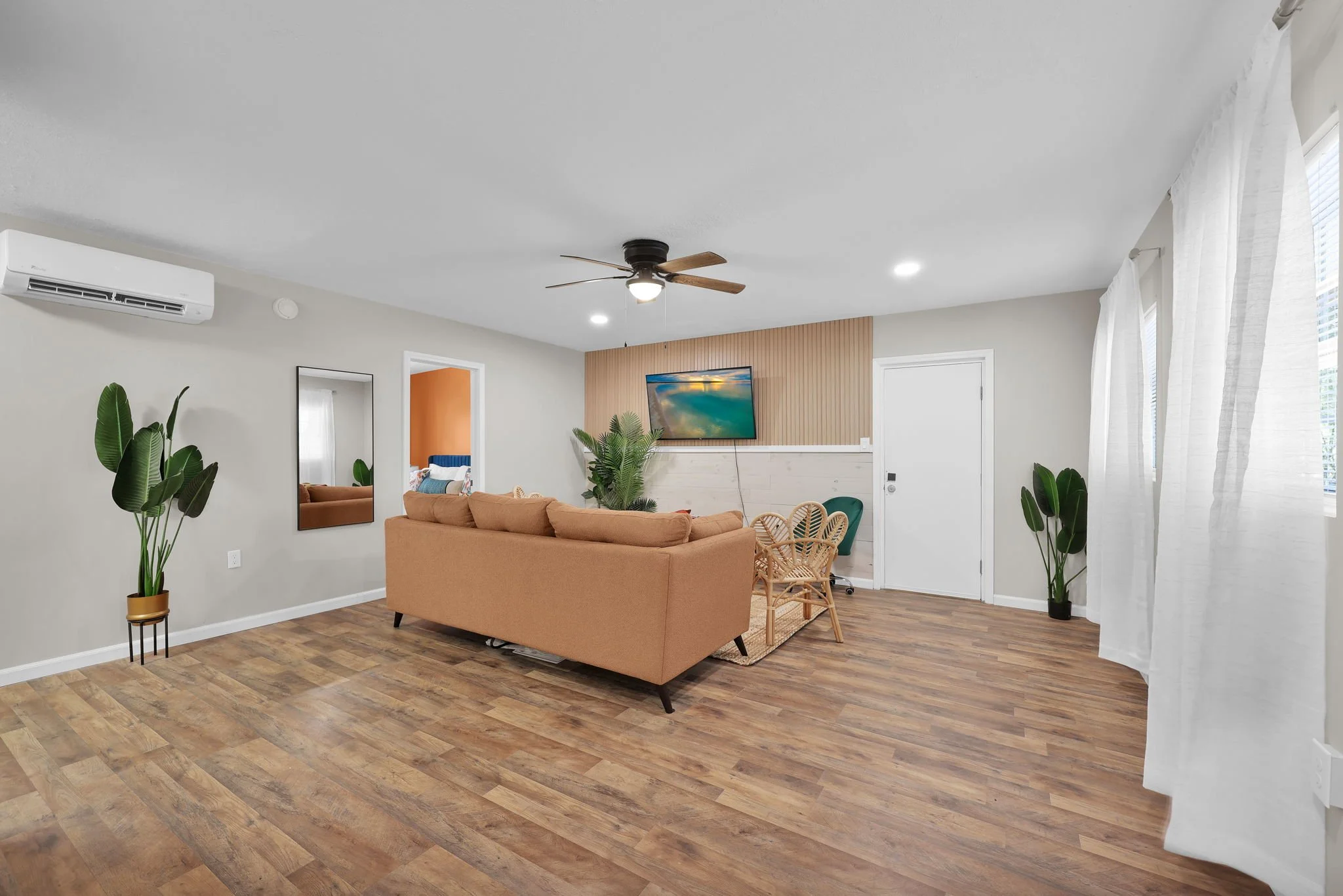 3-web-or-mls-2535 Hydrange___003.jpg