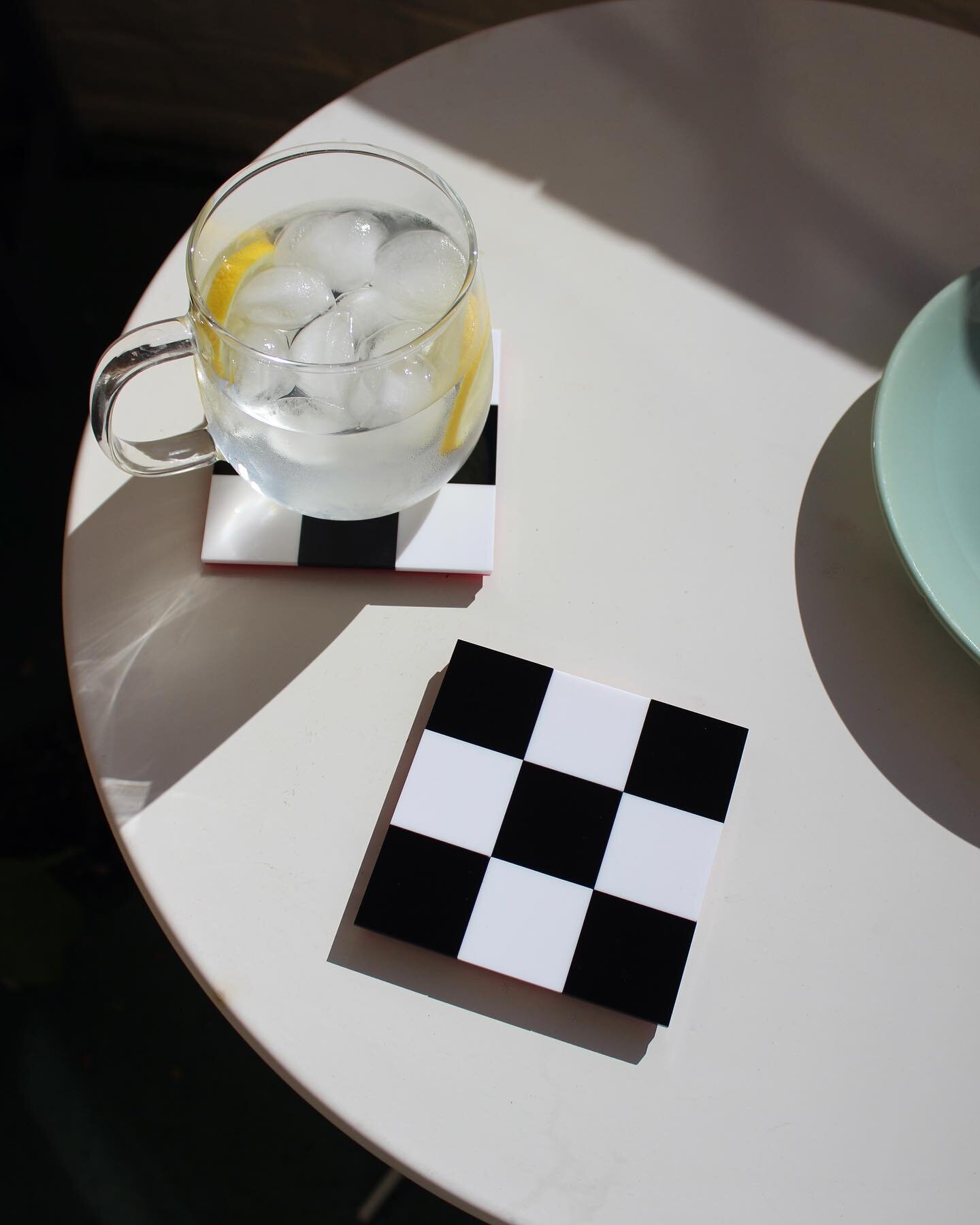 Protecting your surfaces in style? Check. Good for the planet? Check. Fun and affordable? Check! 🏁

Introducing the checkerboard coaster set in black and white! Made from recycled and reclaimed acrylic, the check coaster set is a super fun statement