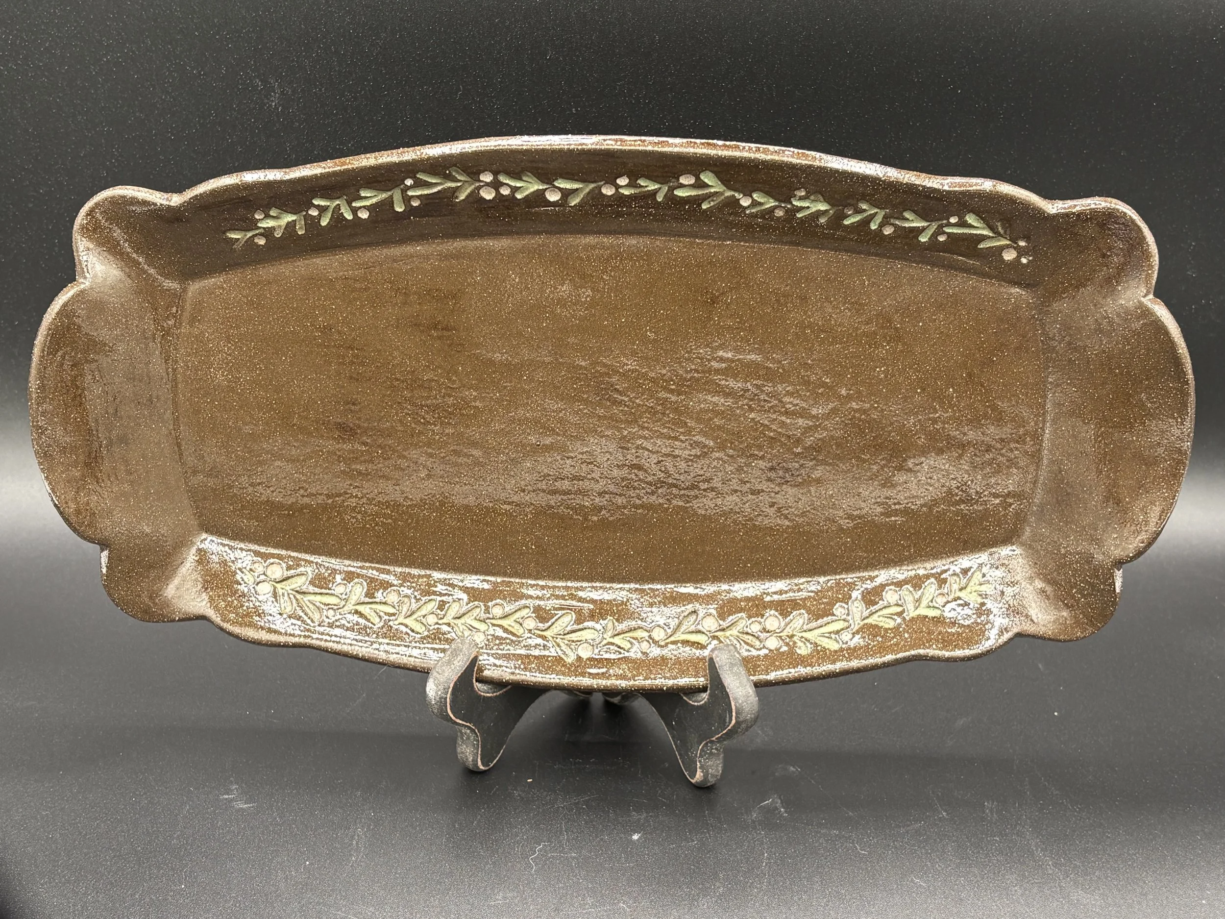 Delicate vine tray