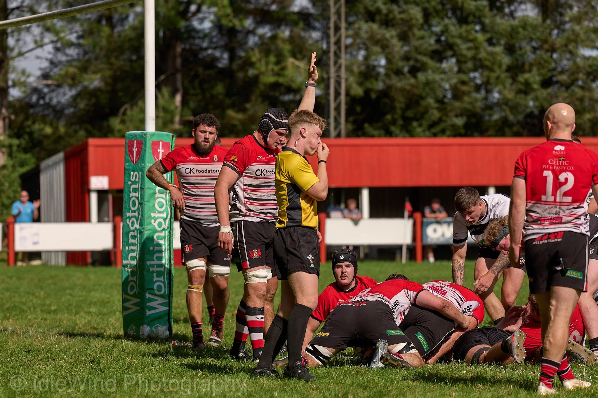 Llangennech RFC v Cross Keys RFC 051.jpg