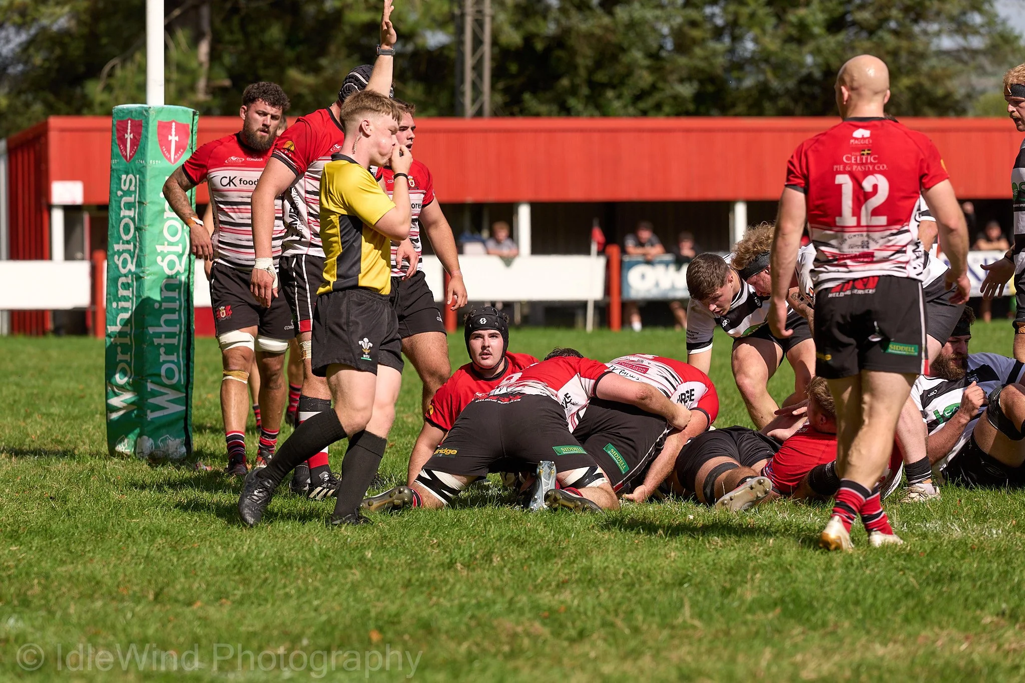 Llangennech RFC v Cross Keys RFC 050.jpg