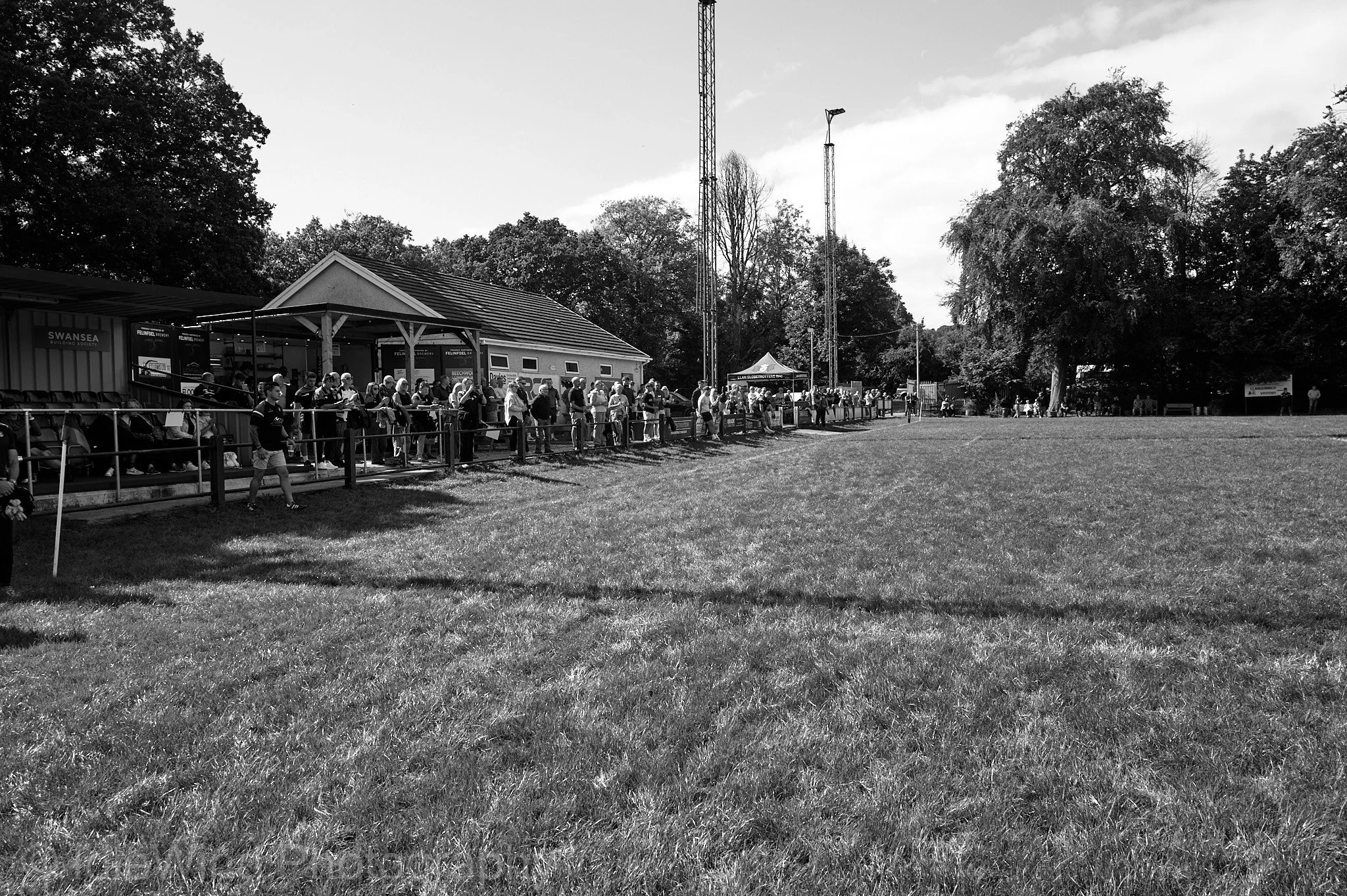 Llangennech RFC v Cross Keys RFC 013.jpg