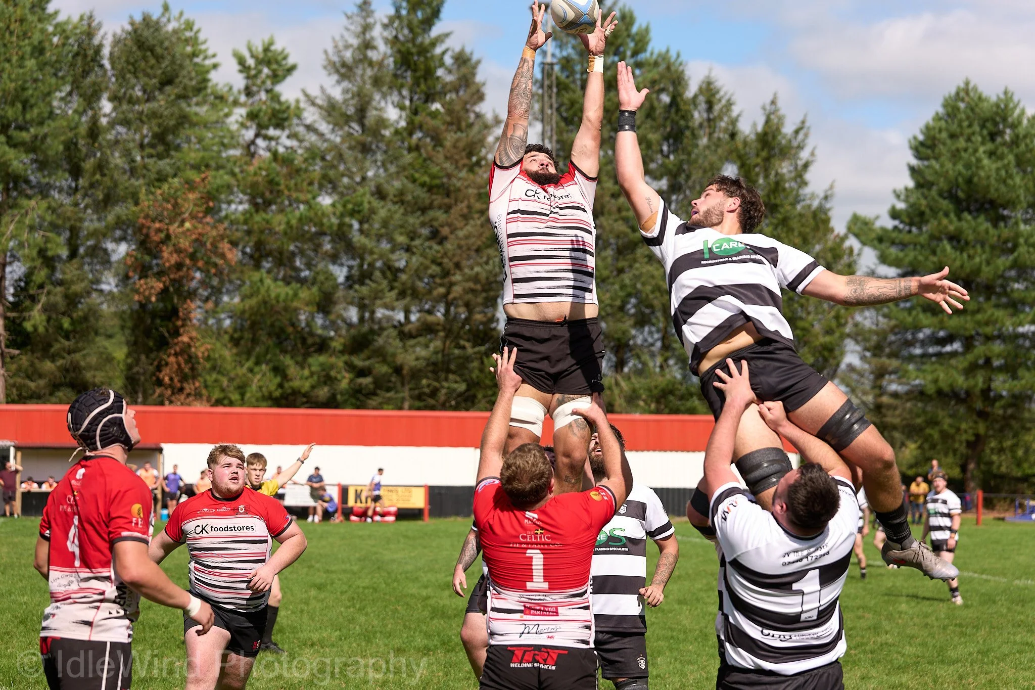 Llangennech RFC v Cross Keys RFC 019.jpg