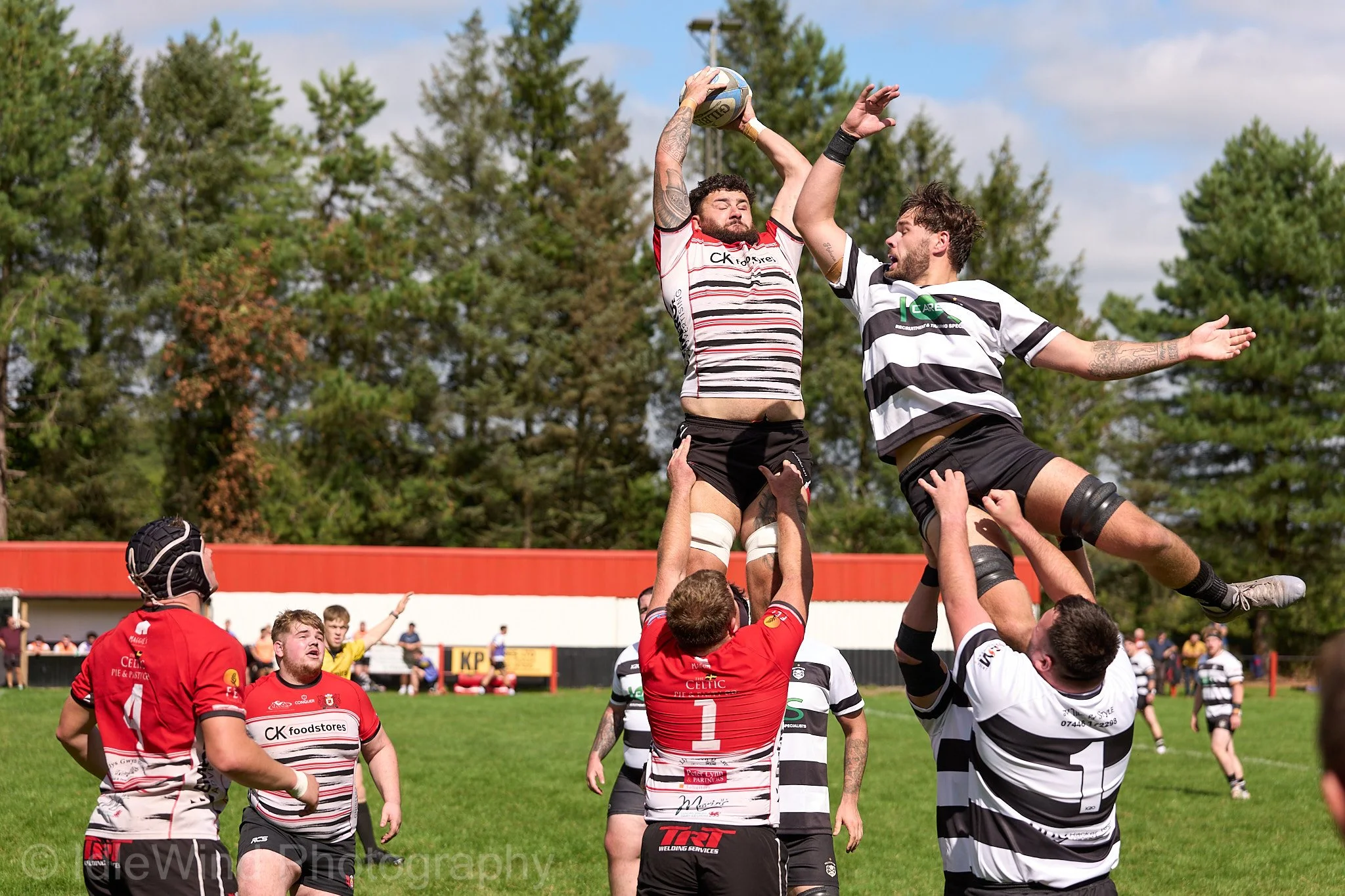 Llangennech RFC v Cross Keys RFC 020.jpg