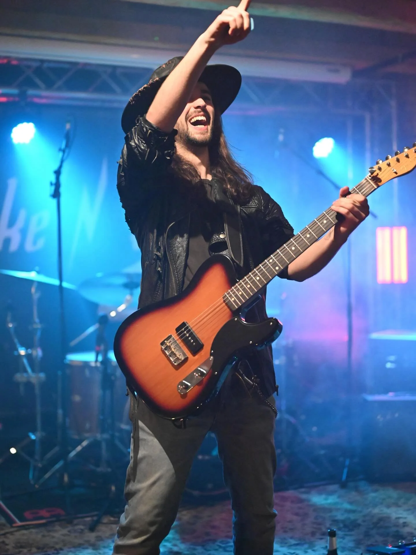 Happy New Year Everyone 🥳🎉

Let&rsquo;s have a Heavy Country one! 🤠

#country #music #countrymusicgermany #2026 #fyp