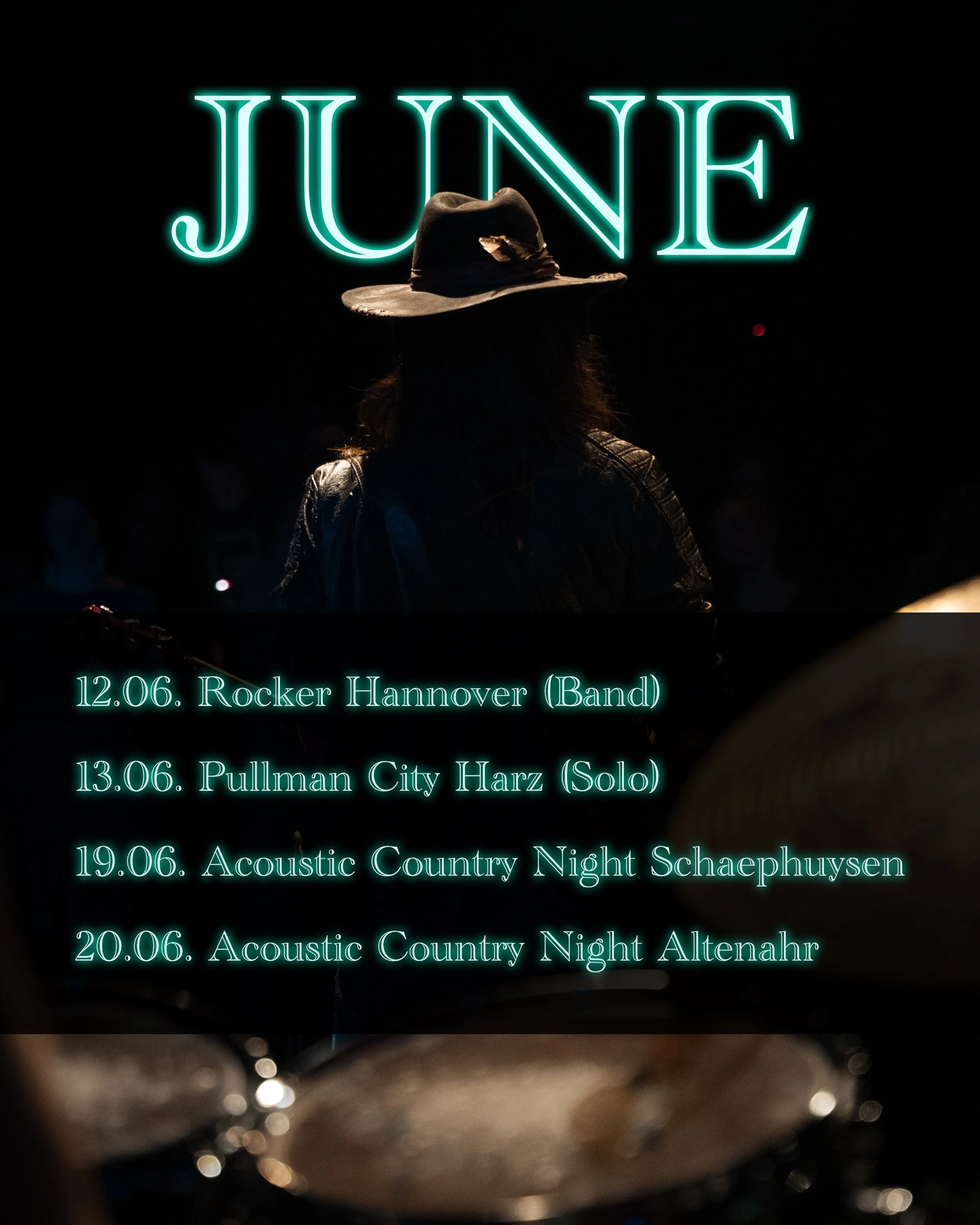 Zeit Heavy Country Live zu erleben! 🤠🔥🤘

12.06. im @rocker_hannover zusammen mit @broke.n.silence 

13.06. in @pullmancityharz 

Acoustic Country Night mit @alina_sebastian am 19.06. im @schaephuysen_heimspiel und 20.06. im @haus_caspari_altenahr 