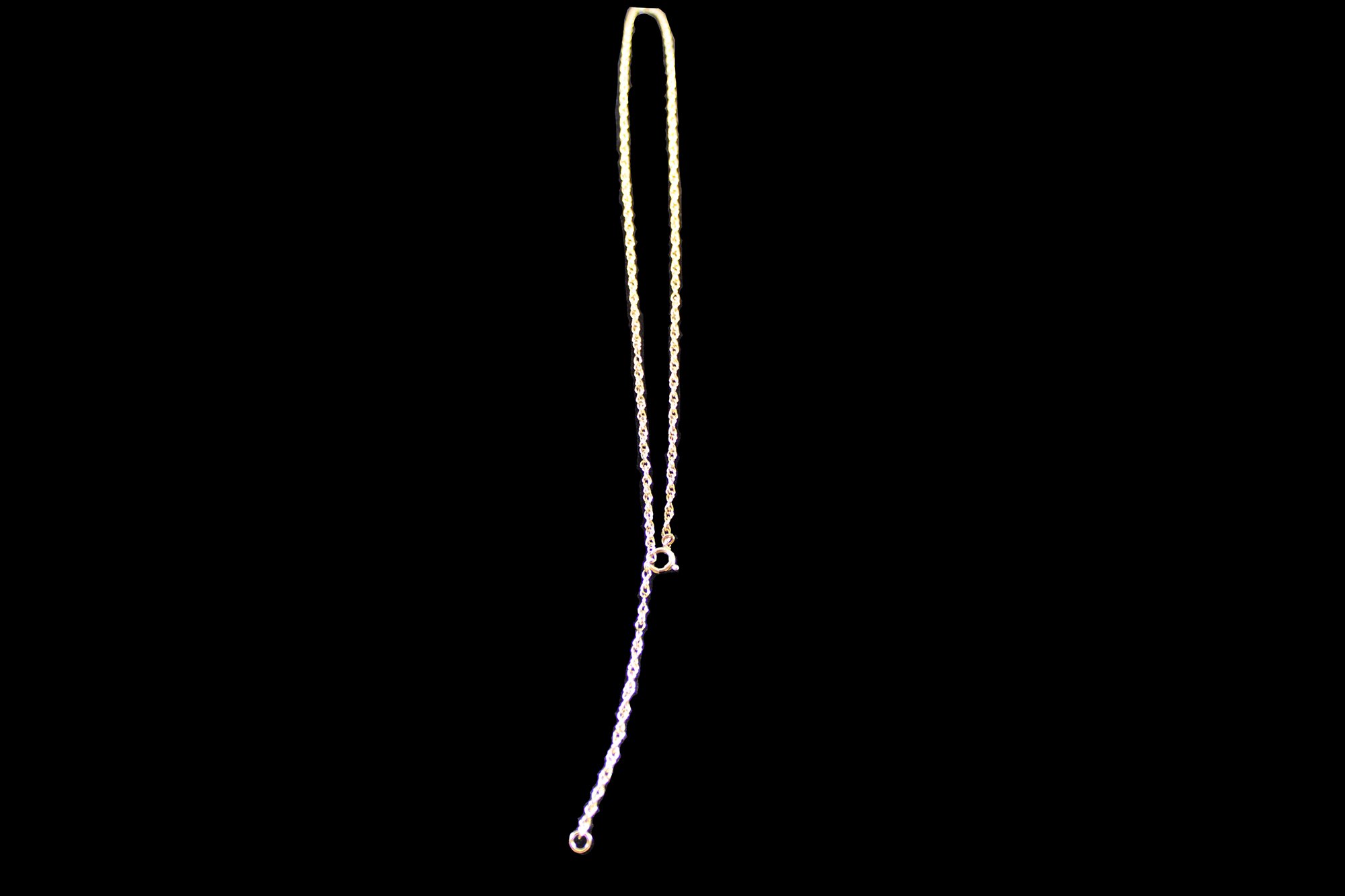 double jump ring attachment on 9K Gold Fancy Twisted-Link Chain