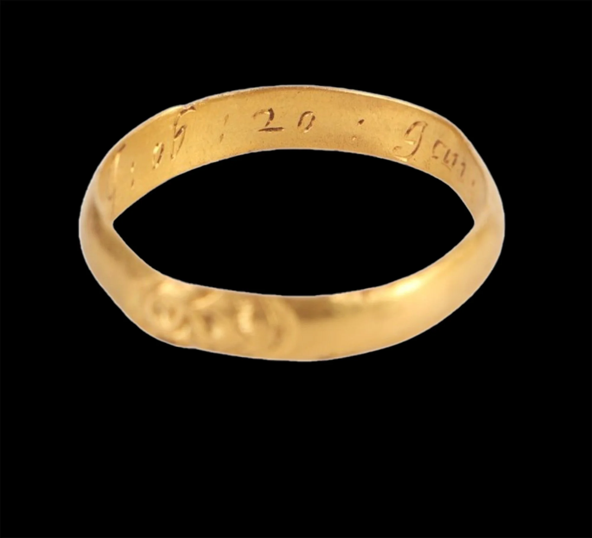 memento mori ring interior inscription January 1680 gold band