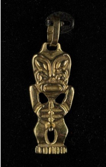 Vintage 18K Charm