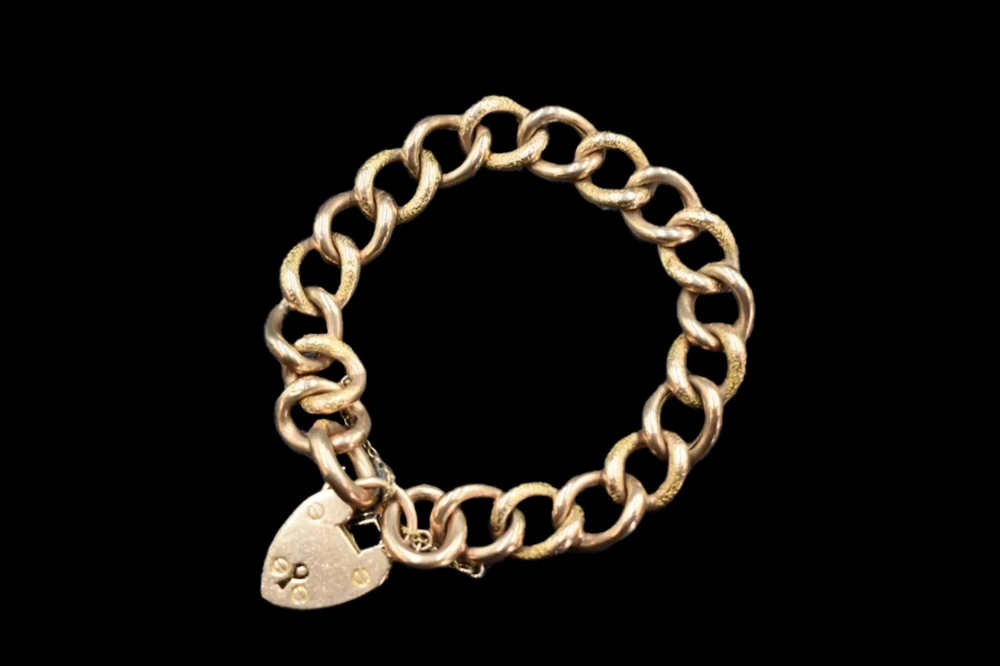 9K Gold Textured Heart Padlock Curb Link Bracelet