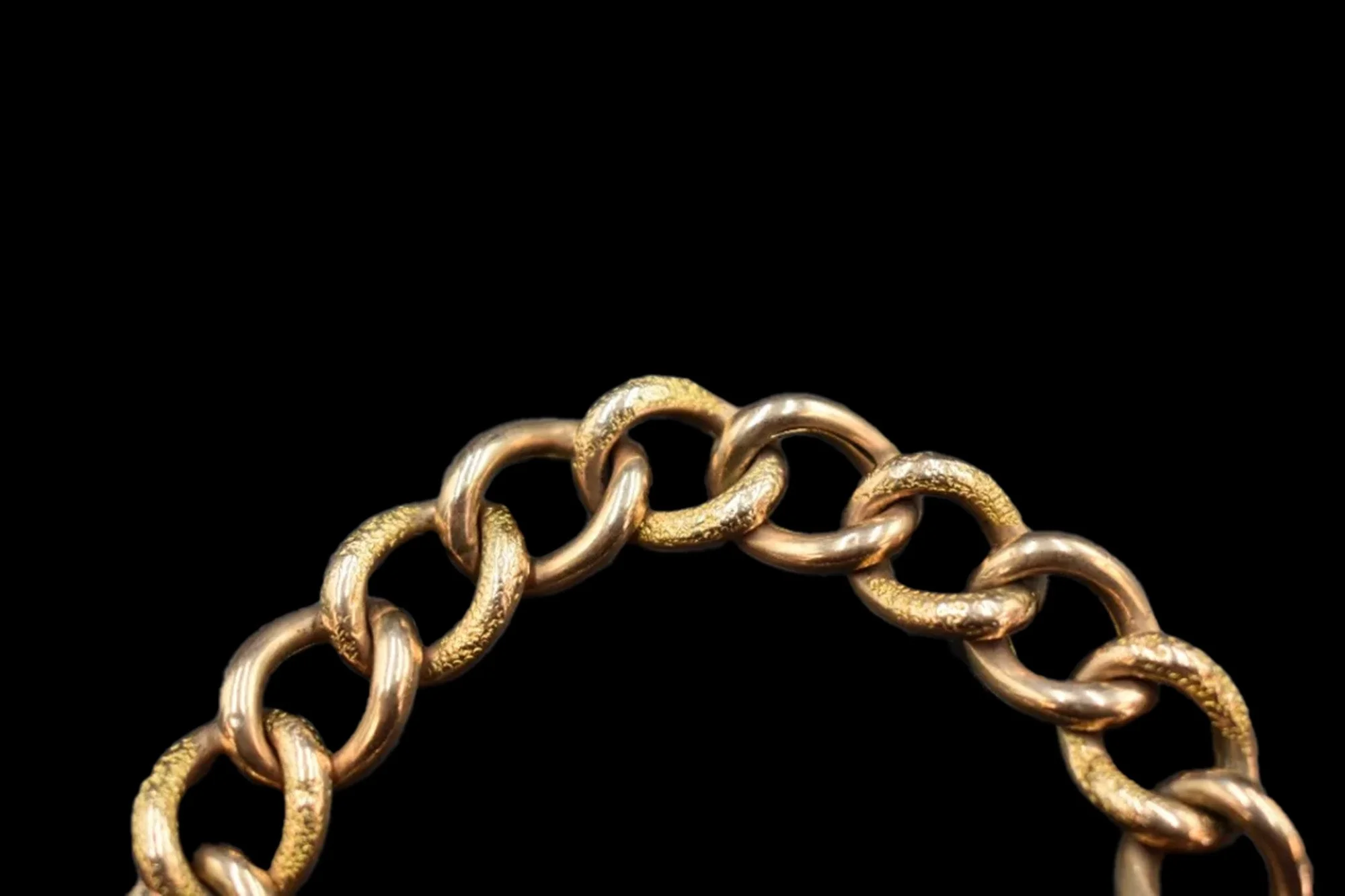 Closeup Textured Curb Link Padlock Bracelet