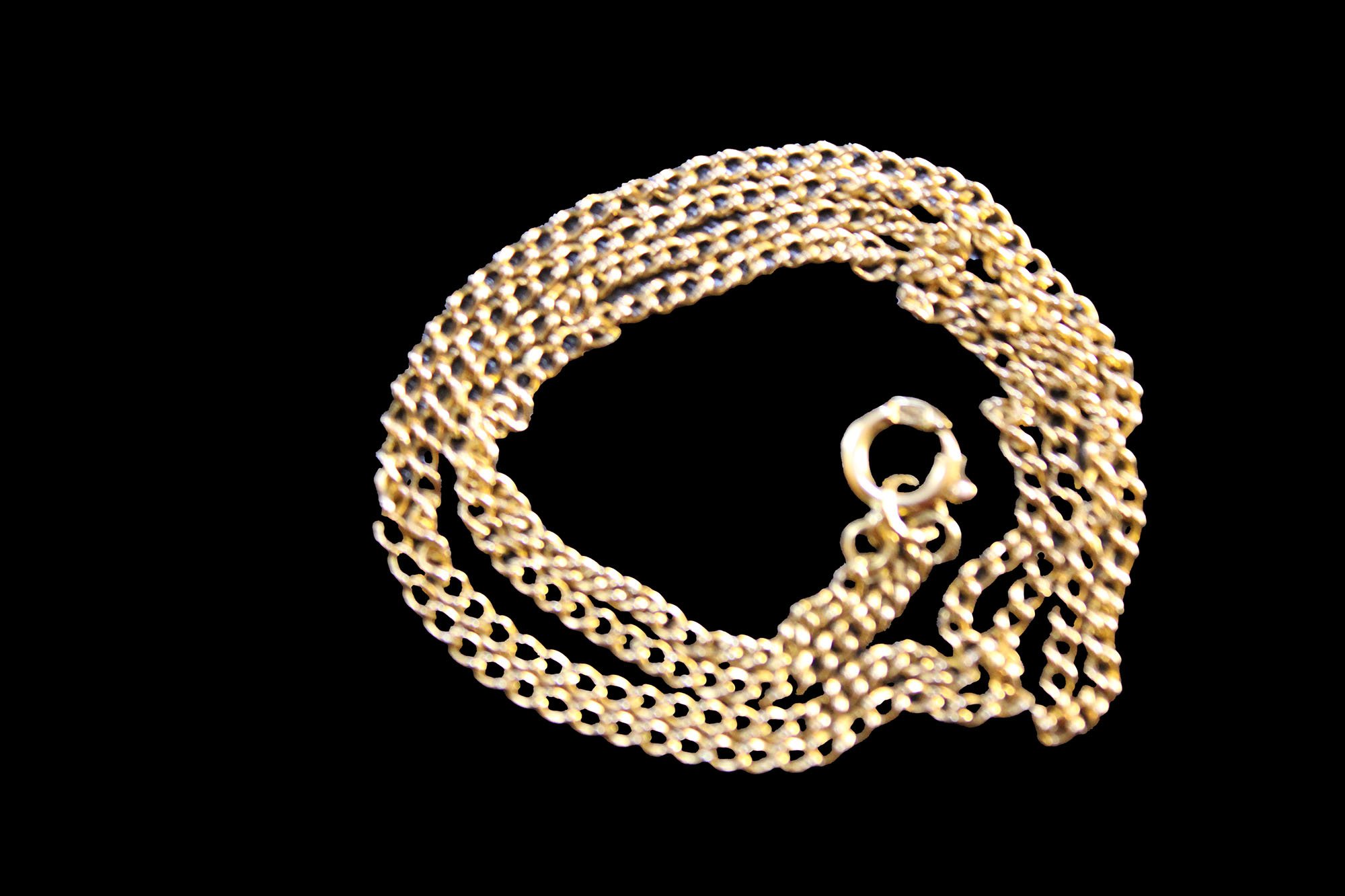 hallmarked 9K gold fine curb-link chain with spring-ring clasp