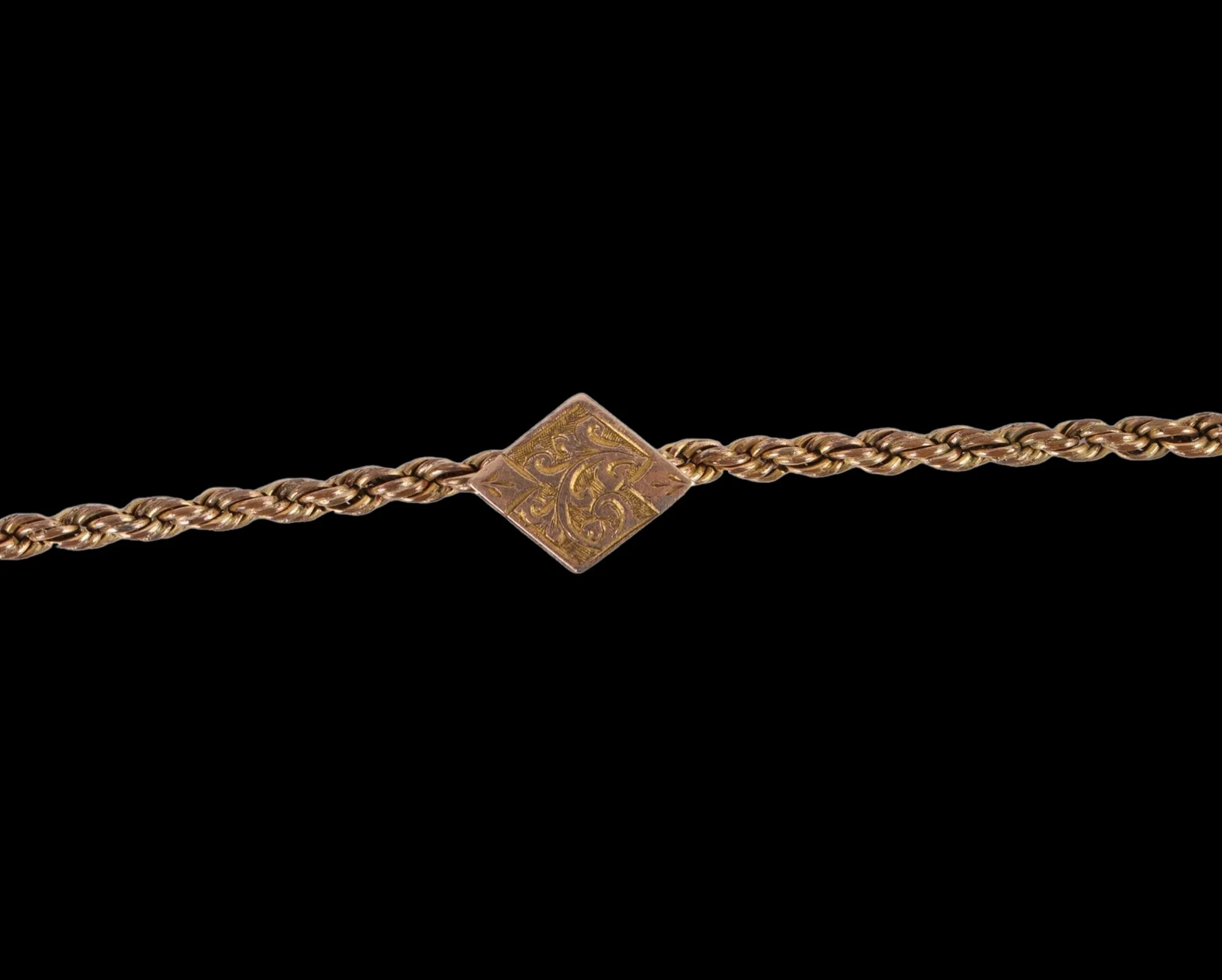 Engraved geometric station detail Albertina chain Victorian