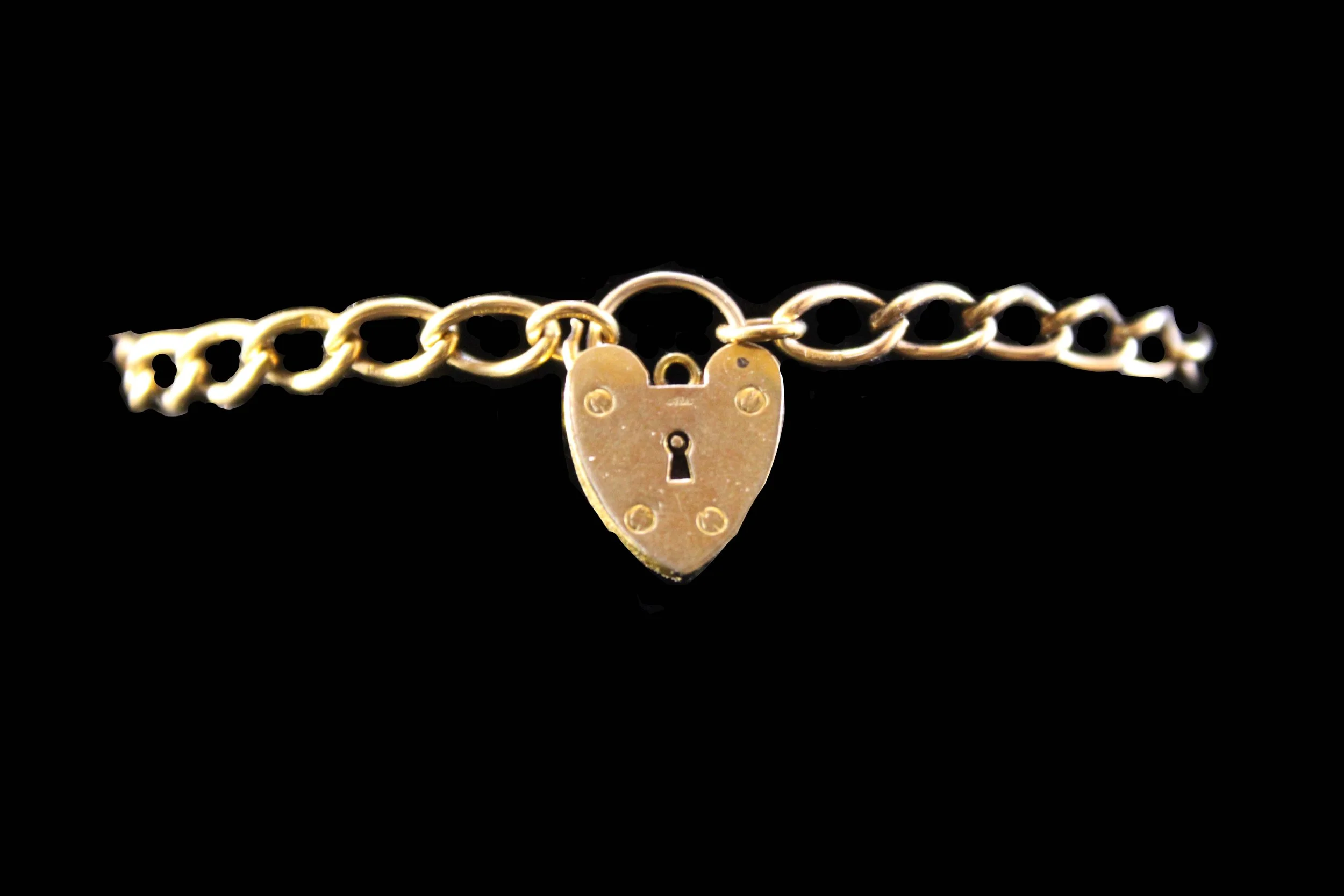 9K Gold Curb Link Bracelet with Heart Padlock
