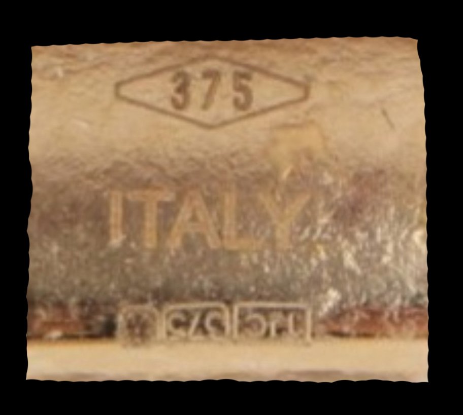 Hallmarked for UK Import 375 within a diamond