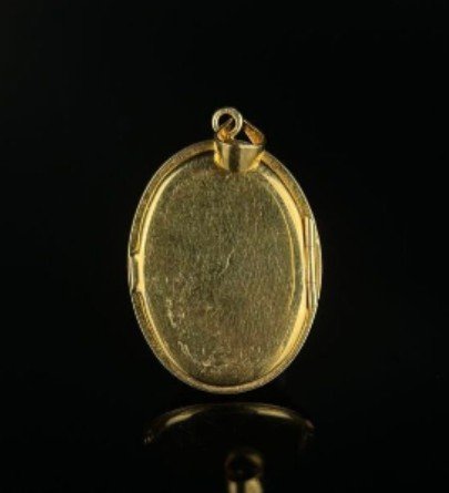 locket2.jpeg