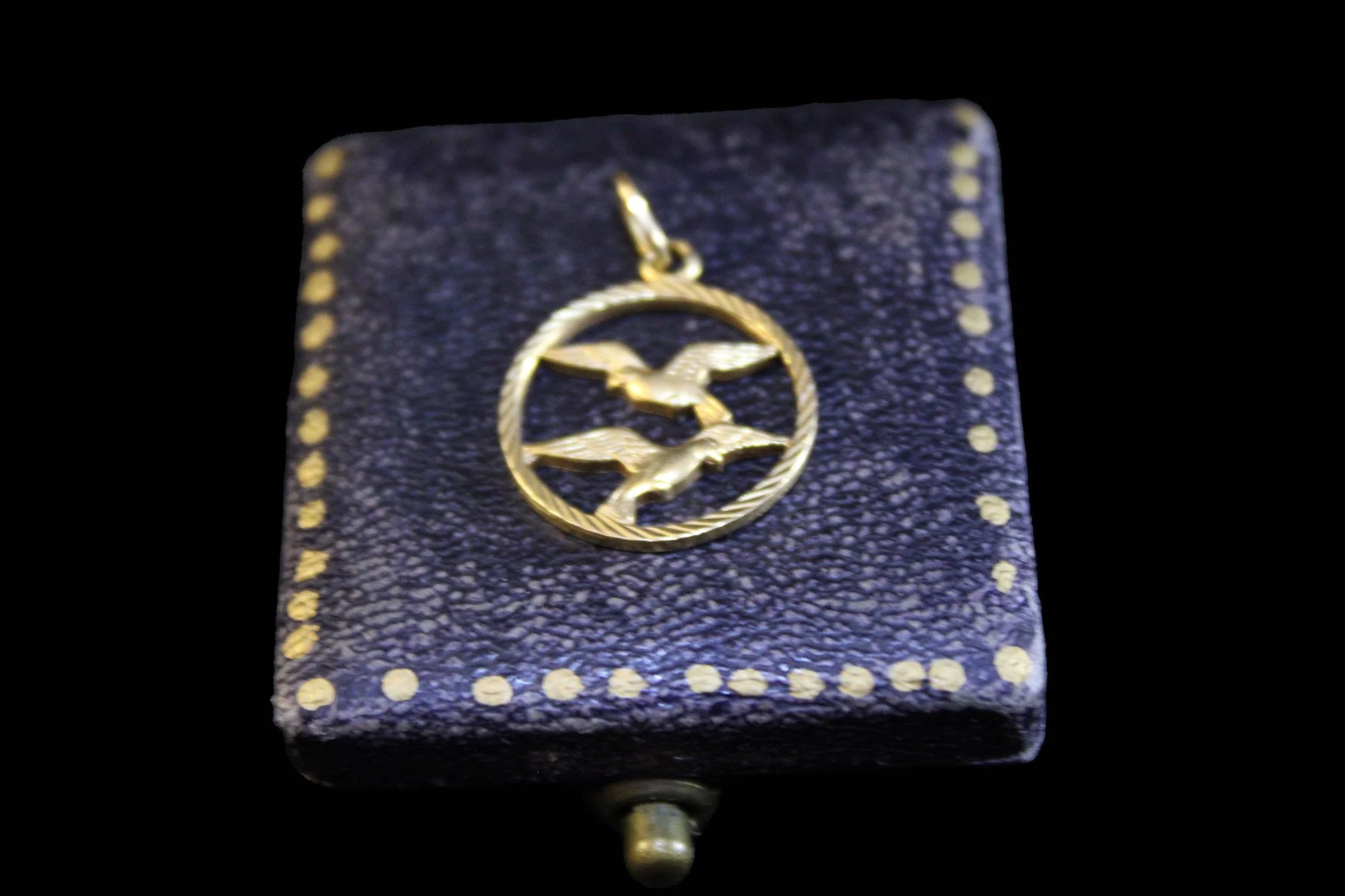 birds in flight on antique jewelry case