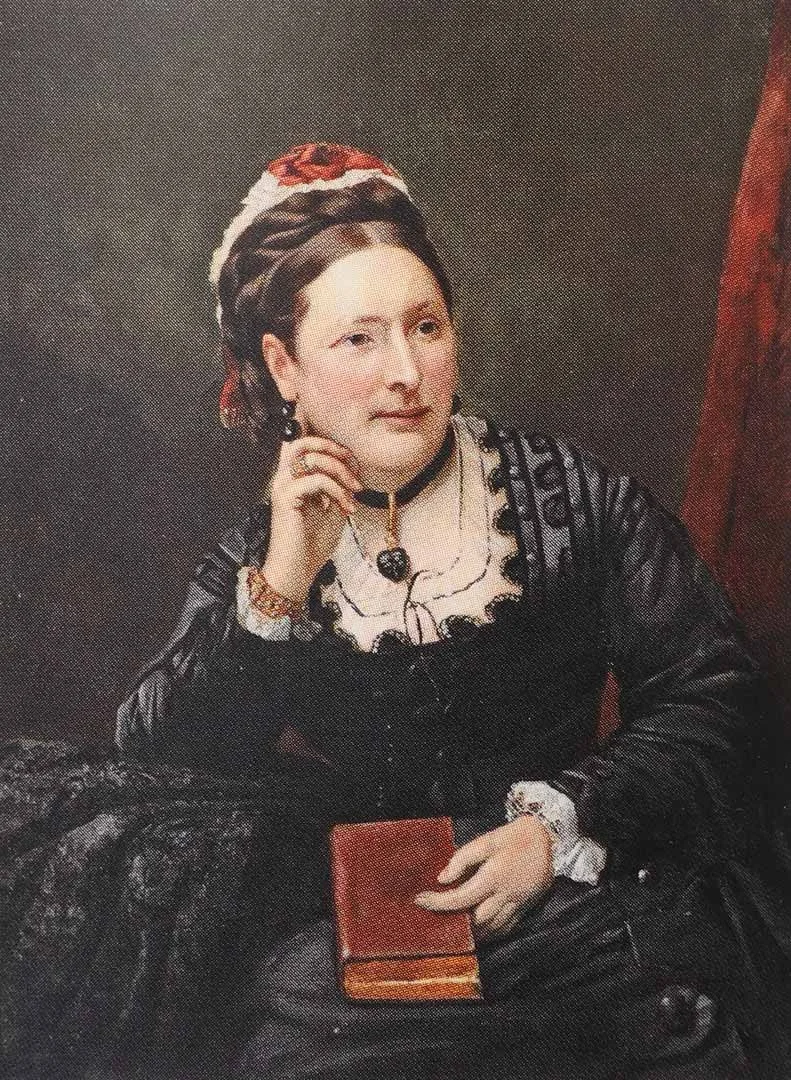 Regency bracelet worn in 19th century Moulton-Barrett family portrait