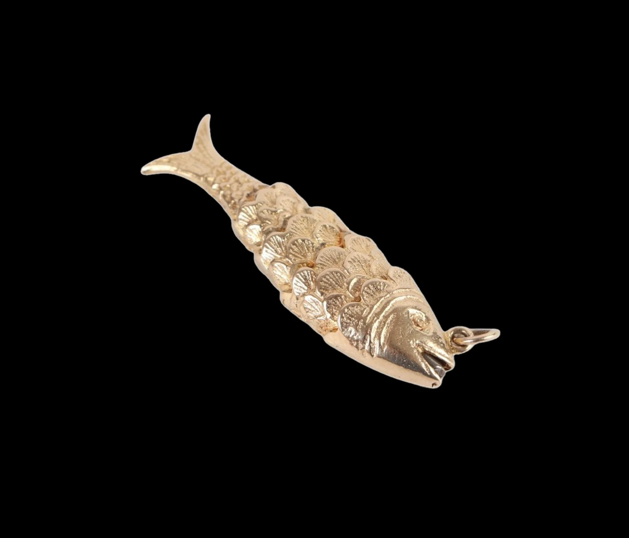 Antique 9K gold fish charm articulated body close-up Victorian jewelry