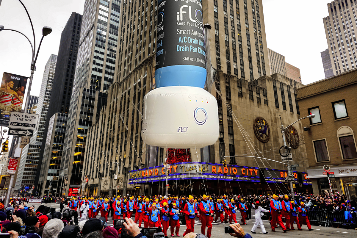 iFLO Macys Balloon 4.png